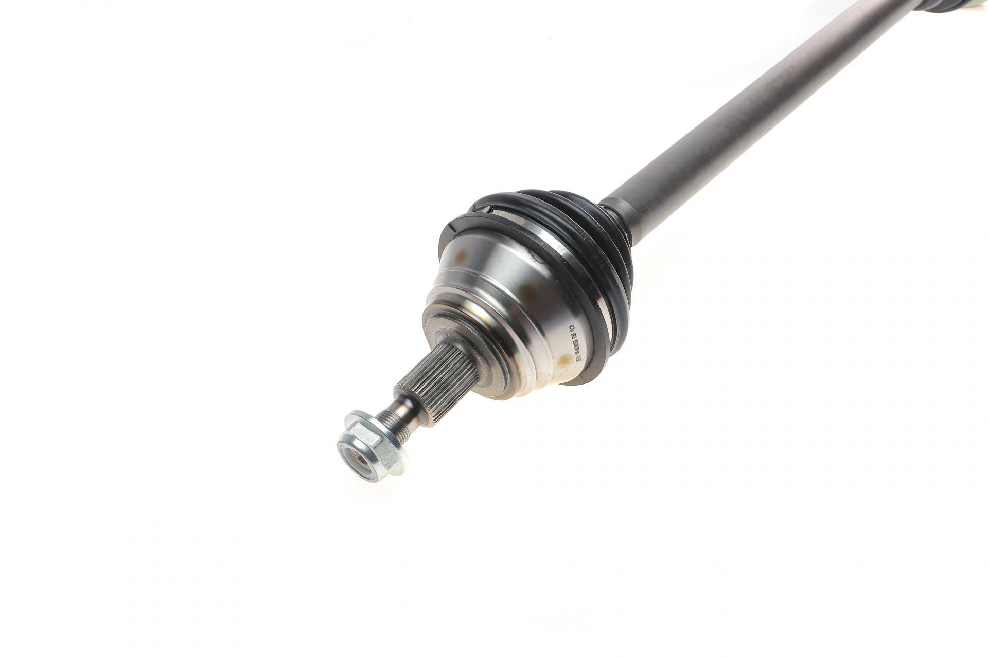 Піввісь (передня) VW Bora/Golf 98-06 (R)