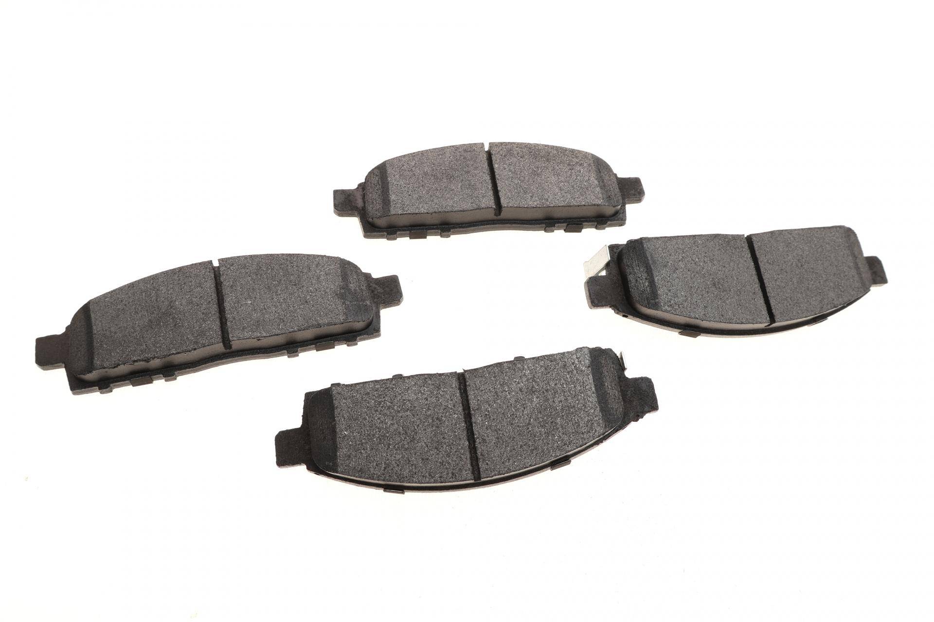 Колодки гальмівні (передні) Mitsubishi L200 05-/Pajero Sport II 08-/Fiat Fullback 16-