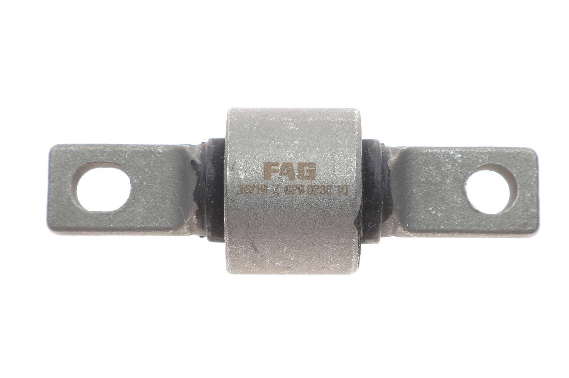 Сайлентблок важеля (заднього/зверху/всередині) Mitsubishi Colt/Lancer 92-03