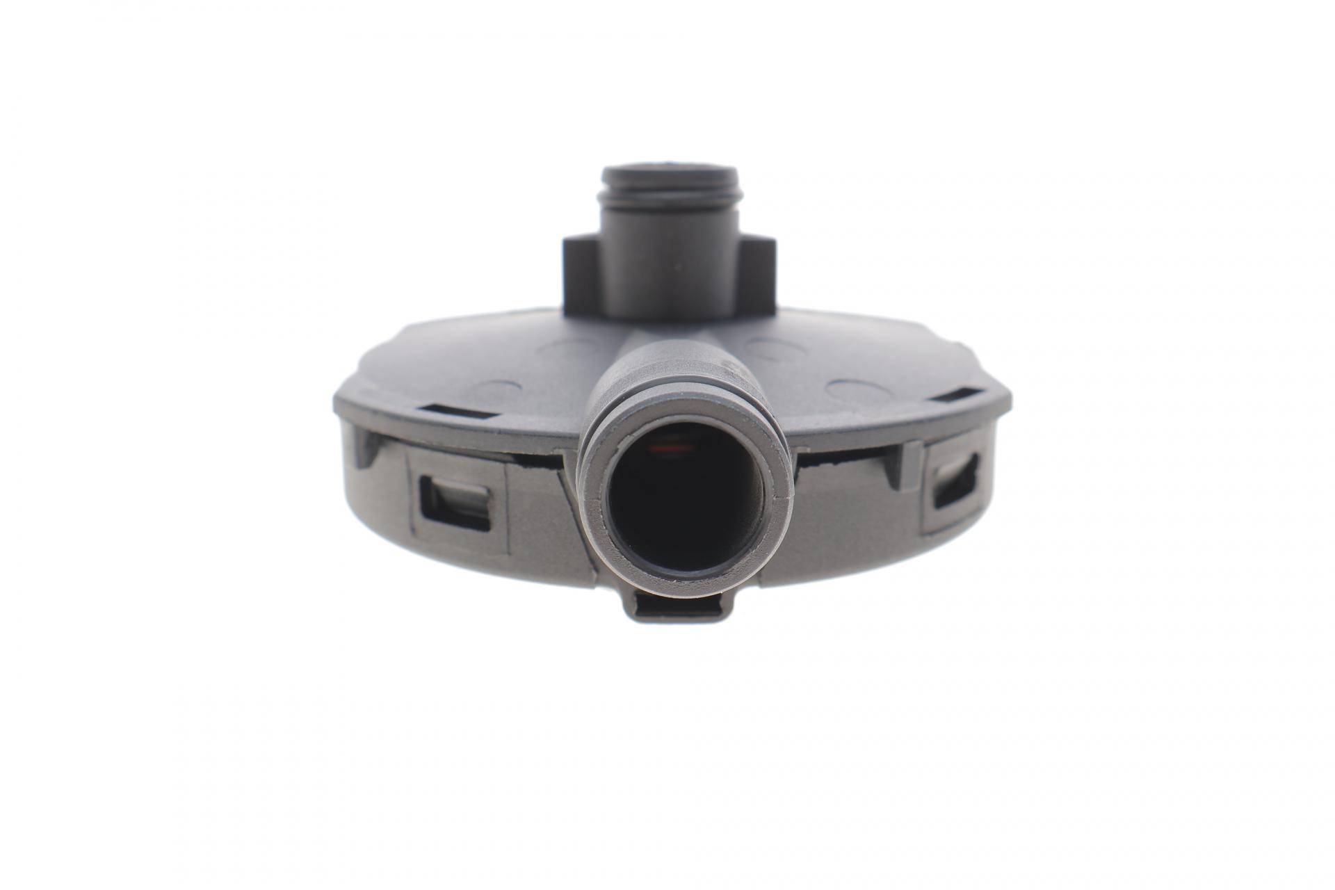 Клапан вентиляції картера Audi A4/A6/A8 3.0 01-06