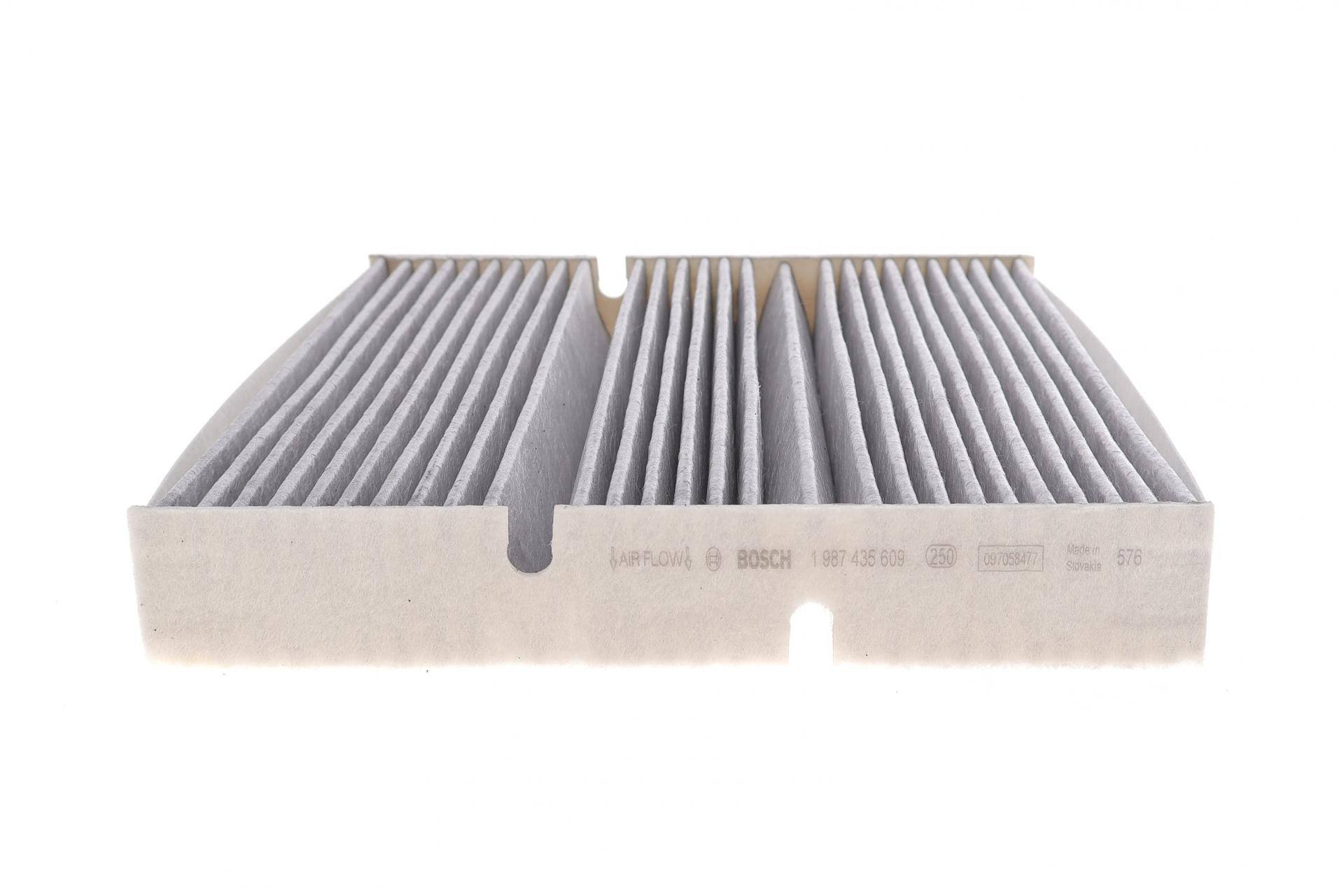 Фільтр салону MB A-class (W177)/B-class (W247) 18-/EQB (X243) 21- (вугільний)