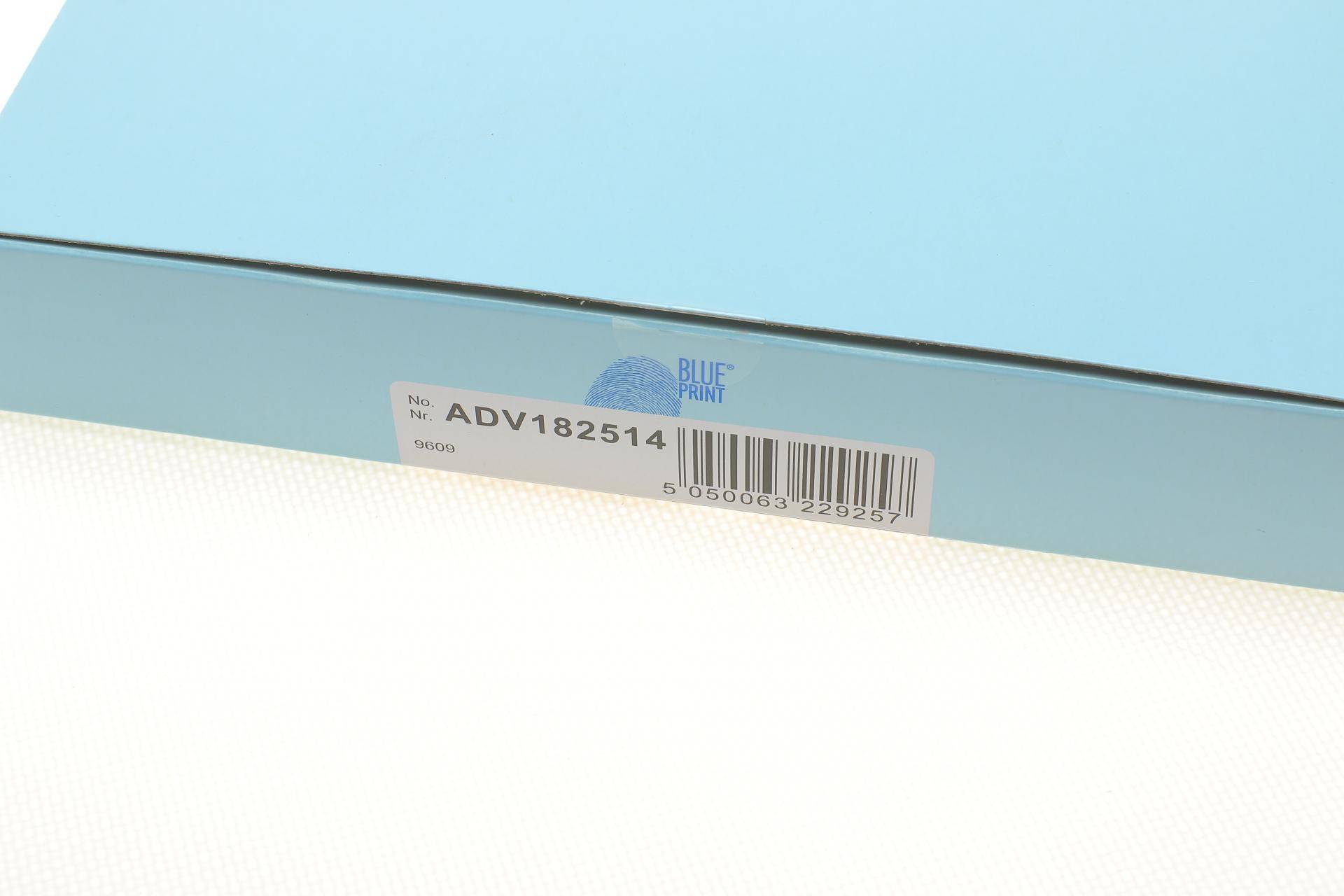 Фільтр салону Audi A6 97-05 (вугільний)