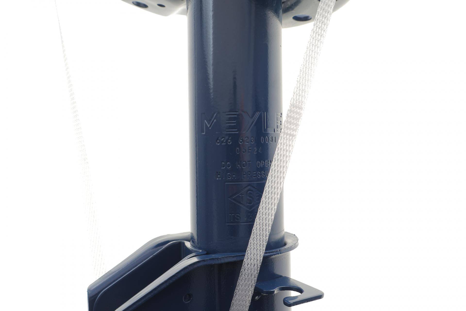 Амортизатор (передній) Chevrolet Trax/Opel Mokka 1.4-1.8 12- (R)