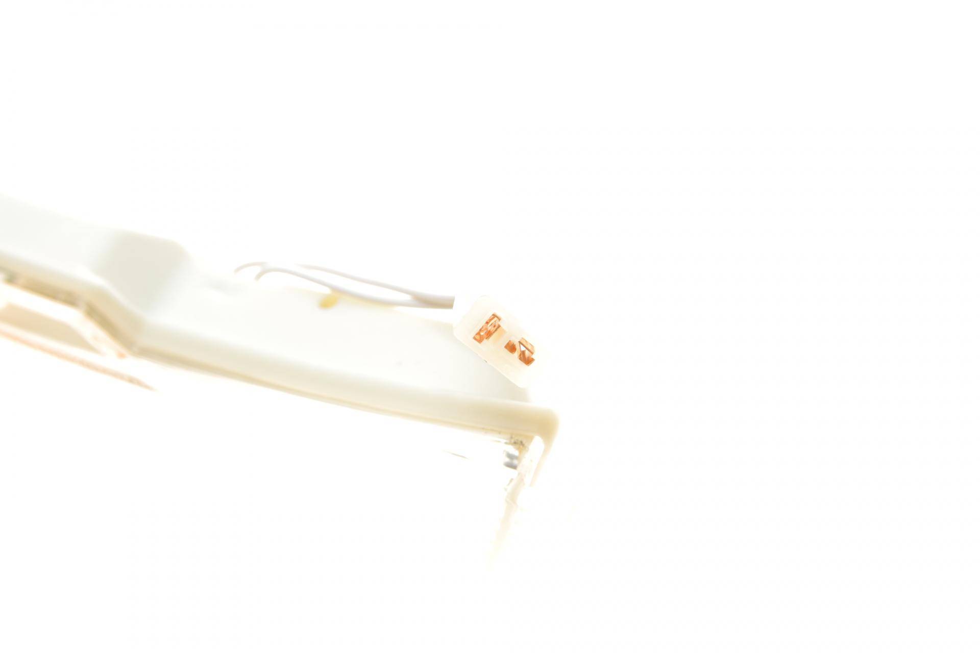 Повторювач повороту на дзеркало VW Touareg 02-10 (R)