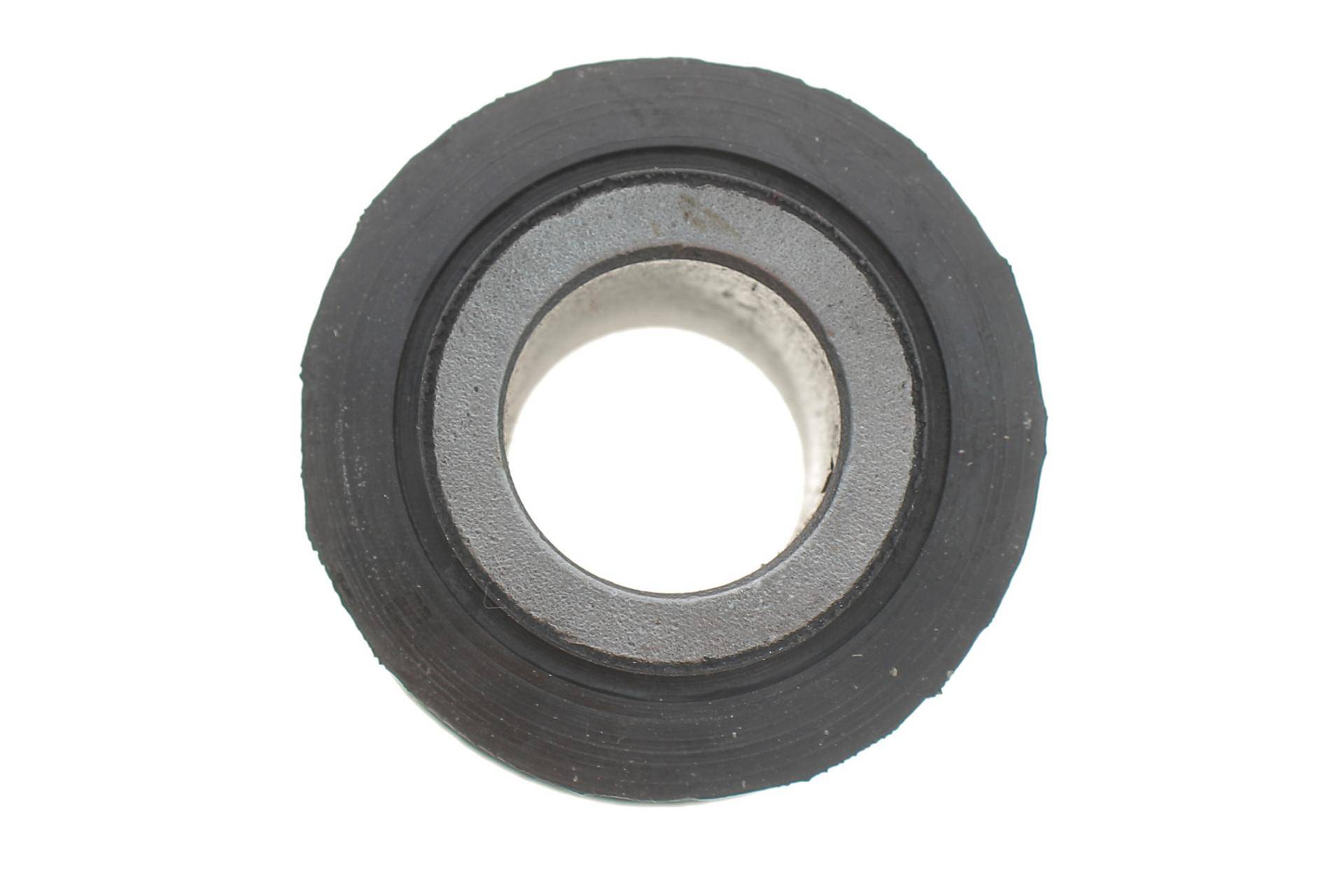 Сайлентблок важеля (заднього/зверху/ззовні) Nissan Terrano 93-07