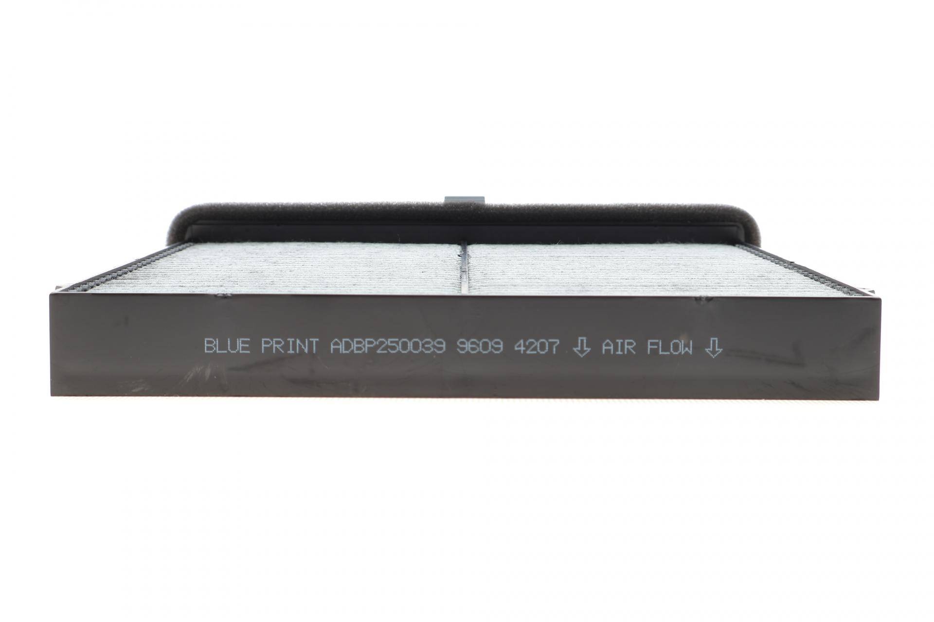 Фільтр салону Mazda 3/ CX-30/MX-30 18- (вугільний)