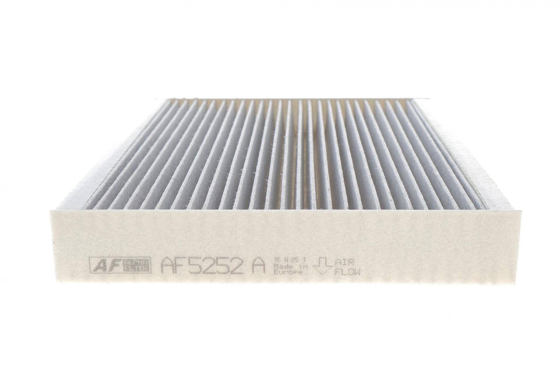 Фільтр салону MB Sprinter (907,910) 18-/Vito (W447) 14-/EQV (W447) 20- (вугільний)