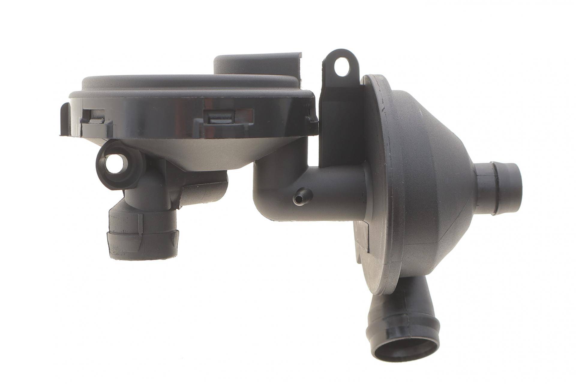 Клапан вентиляції картера BMW 3 (E46)/5 (E39/E60/E61)/7 (E38)