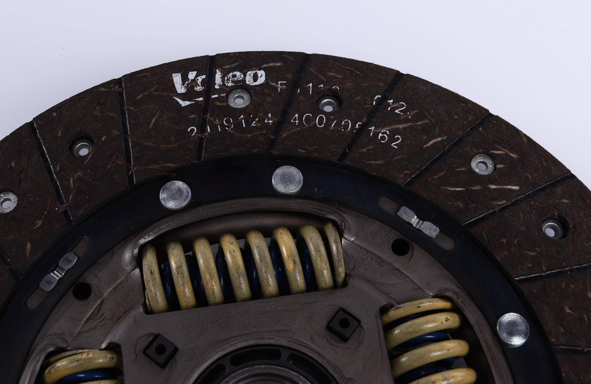 Комплект зчеплення Skoda Octavia/VW Golf III/IV 1.6TDI/1.9TDI/1.8T 95- (d=228mm) z=28 (+вижимний)