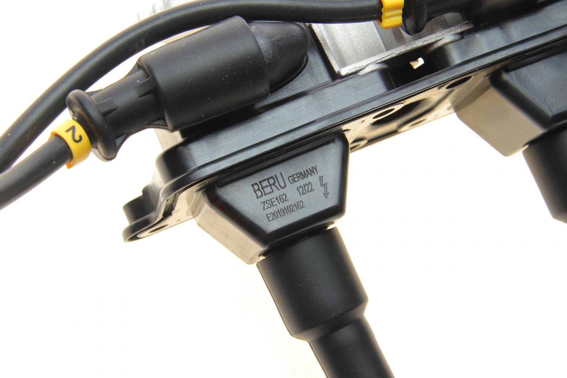 Котушка запалювання Audi A4/A6/VW Passat 1.8 97-01