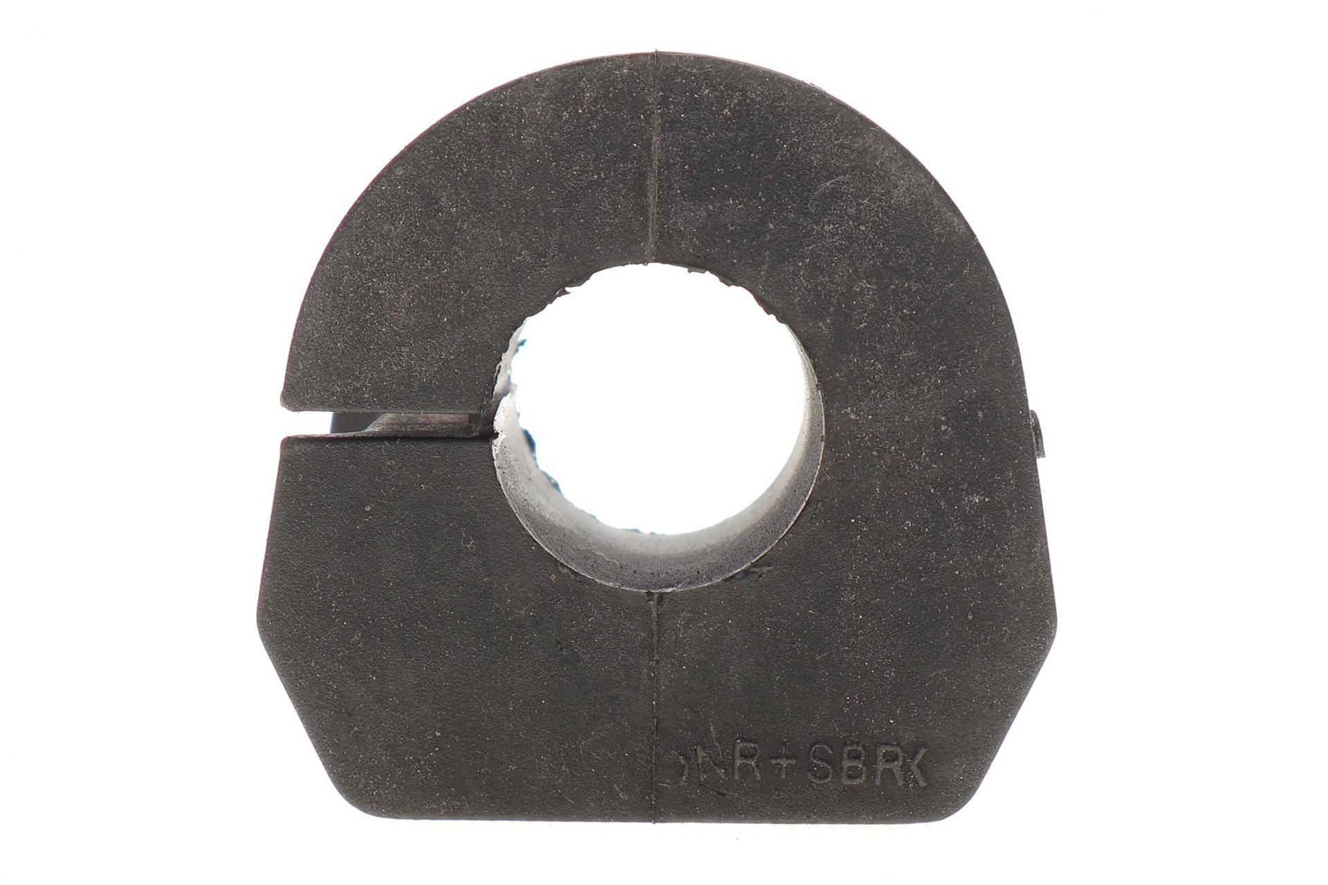 Втулка стабілізатора (переднього) Mitsubishi L200/Pajero 2.5DI-D 4 WD/3.04WD 05-15