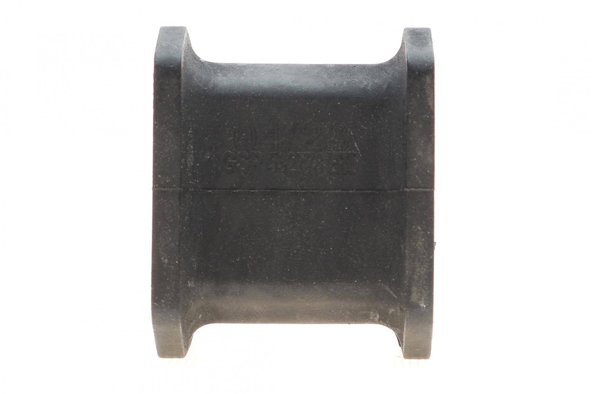 Втулка стабілізатора (переднього) Mitsubishi L200/Pajero 2.5DI-D 4 WD/3.04WD 05-15