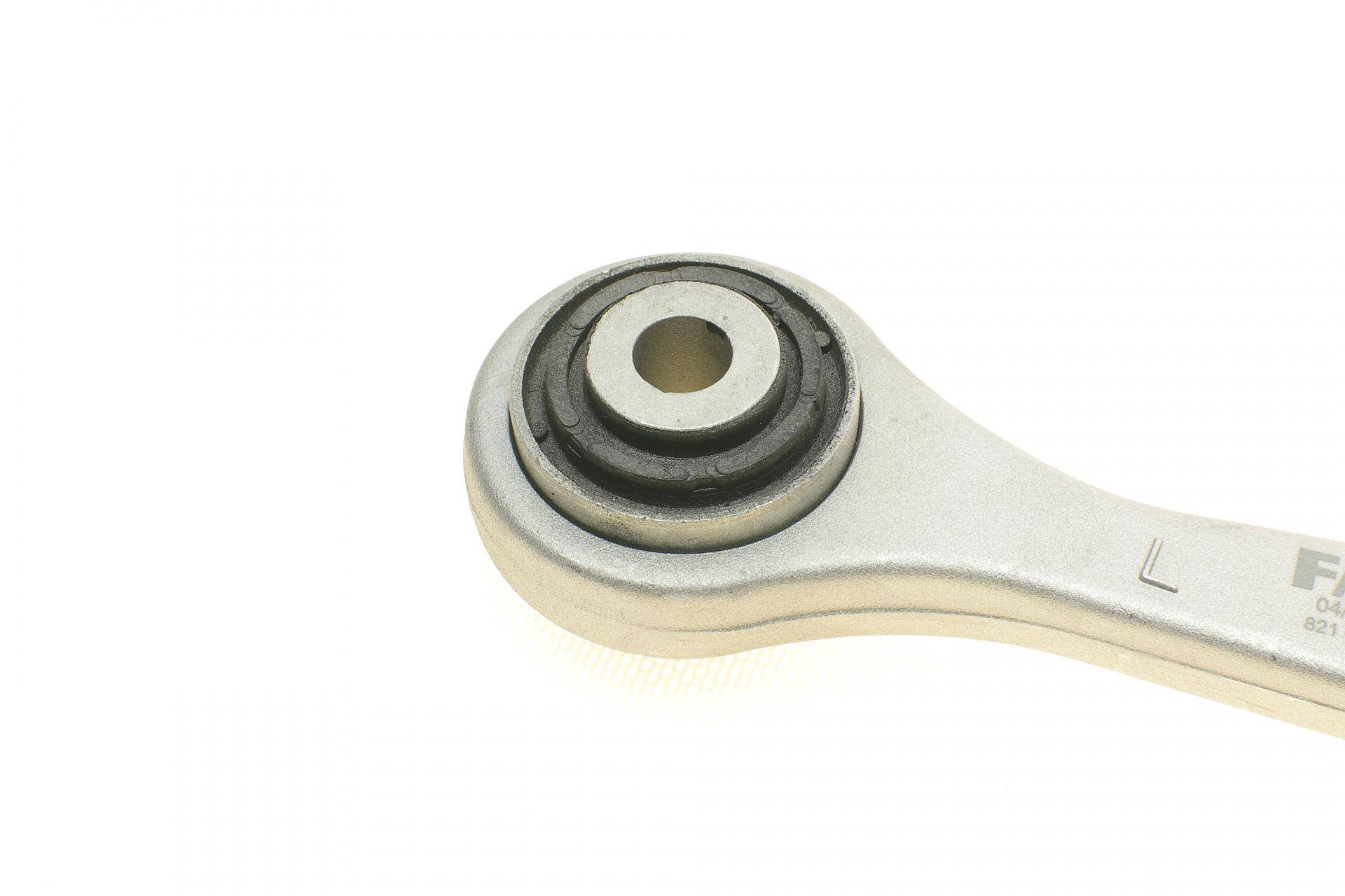 Важіль підвіски (задній/знизу/спереду) (L) Audi A4 B8/A5/A6 C7/A7/A8/Q5 07-18