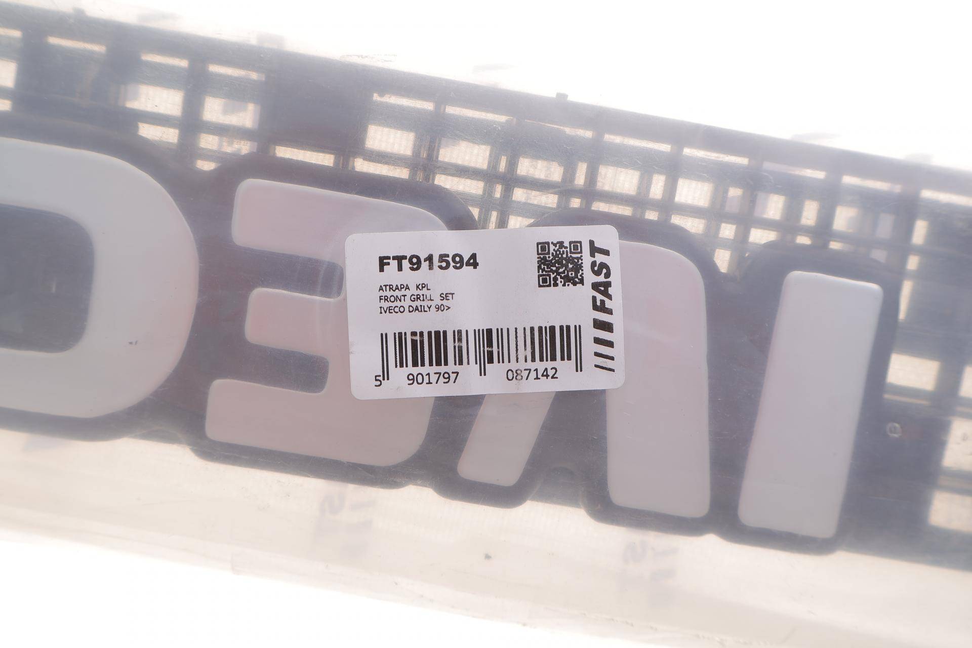 Решітка радіатора Iveco Daily 89-09 (к-кт)