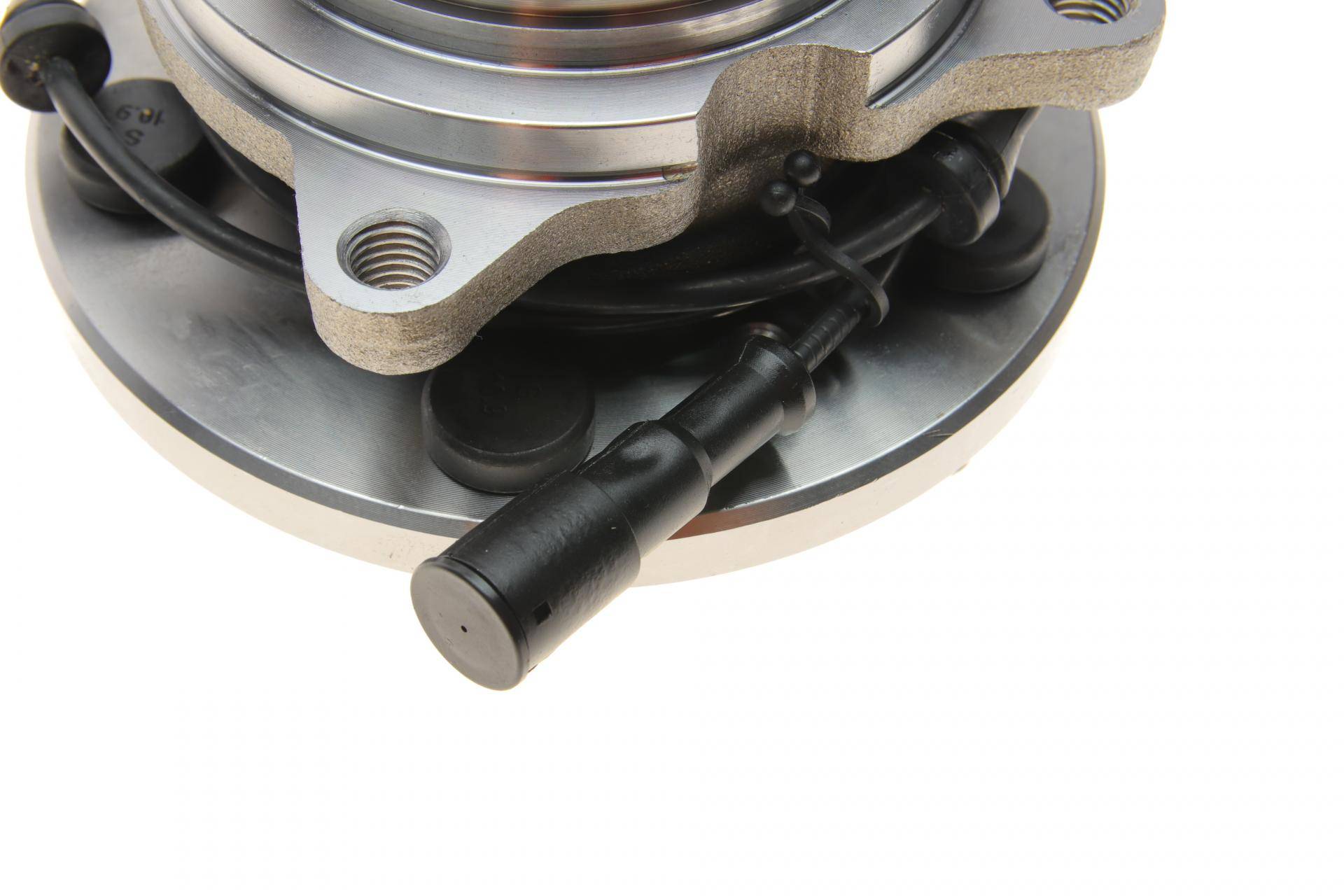 Підшипник маточини (передньої) Land Rover Discovery 98-04