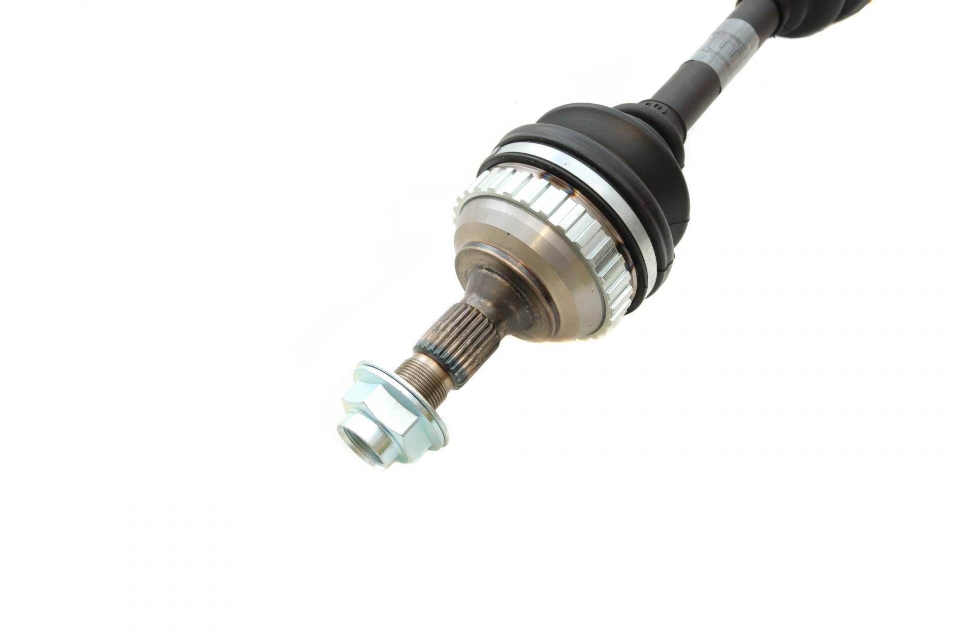 Піввісь (передня) (R) Citroen Berlingo 96-05/Xsara/Peugeot Partner 96-11 (25z/24z/867mm) (+ABS29z)