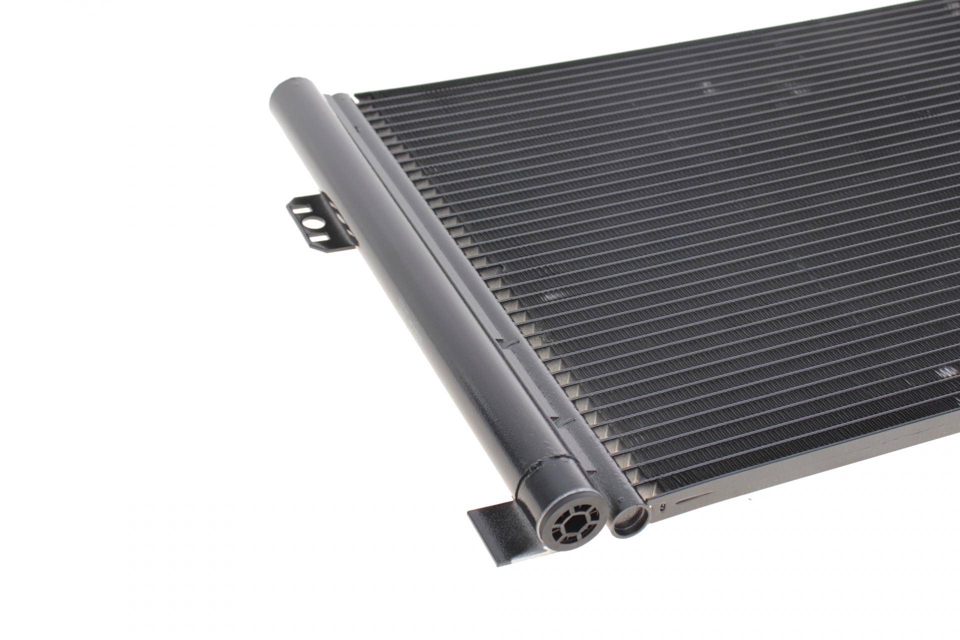 Радіатор кондиціонера Citroen Jumper/Peugeot Boxer 2.0-3.0HDI 06- (Економ-клас)