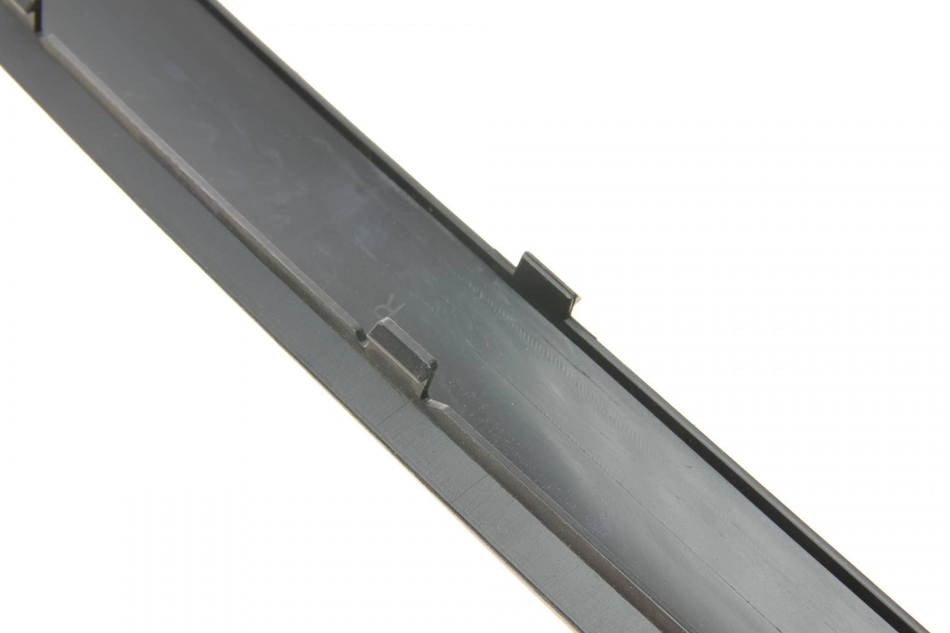 Накладка бампера (переднього) BMW 3 (E46) 98-05 (R)