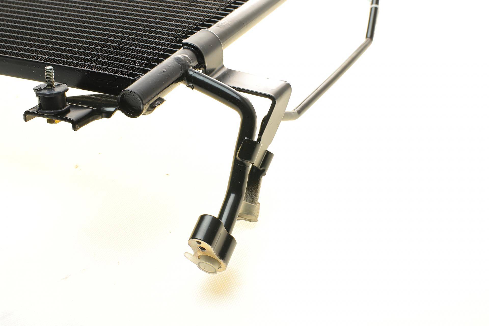 Радіатор кондиціонера Mazda CX-7 2.2D/2.3/2.5 06-14