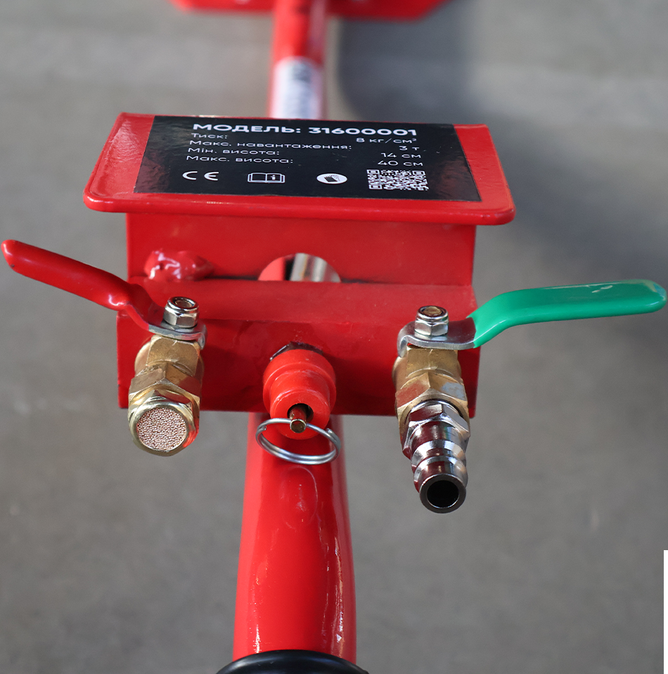 Домкрат підкатний пневматичний 3 т