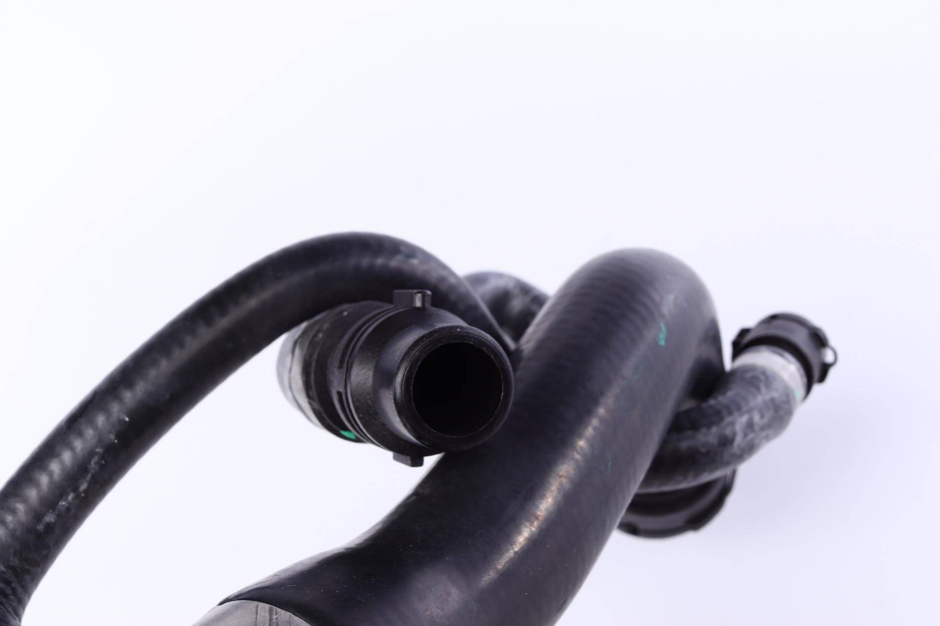 Патрубок радіатора (верхній) BMW 5 (E60/E61)/6 (E63/E64) 2.5/3.0 04-10