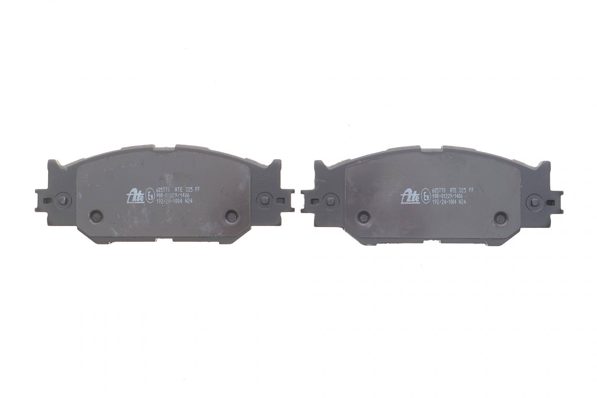 Колодки гальмівні (передні) Lexus IS 05- (Advics)