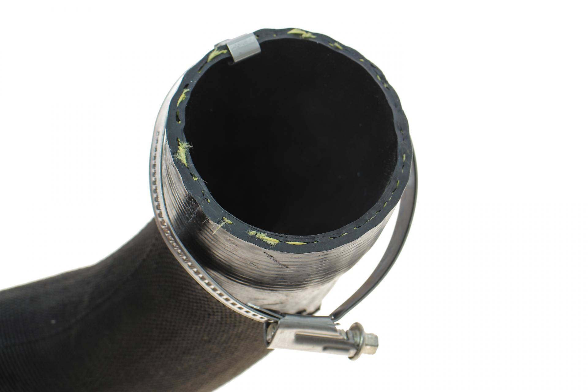 Патрубок радіатора Volvo S60/S80/V60/V70/XC60/XC70 09-