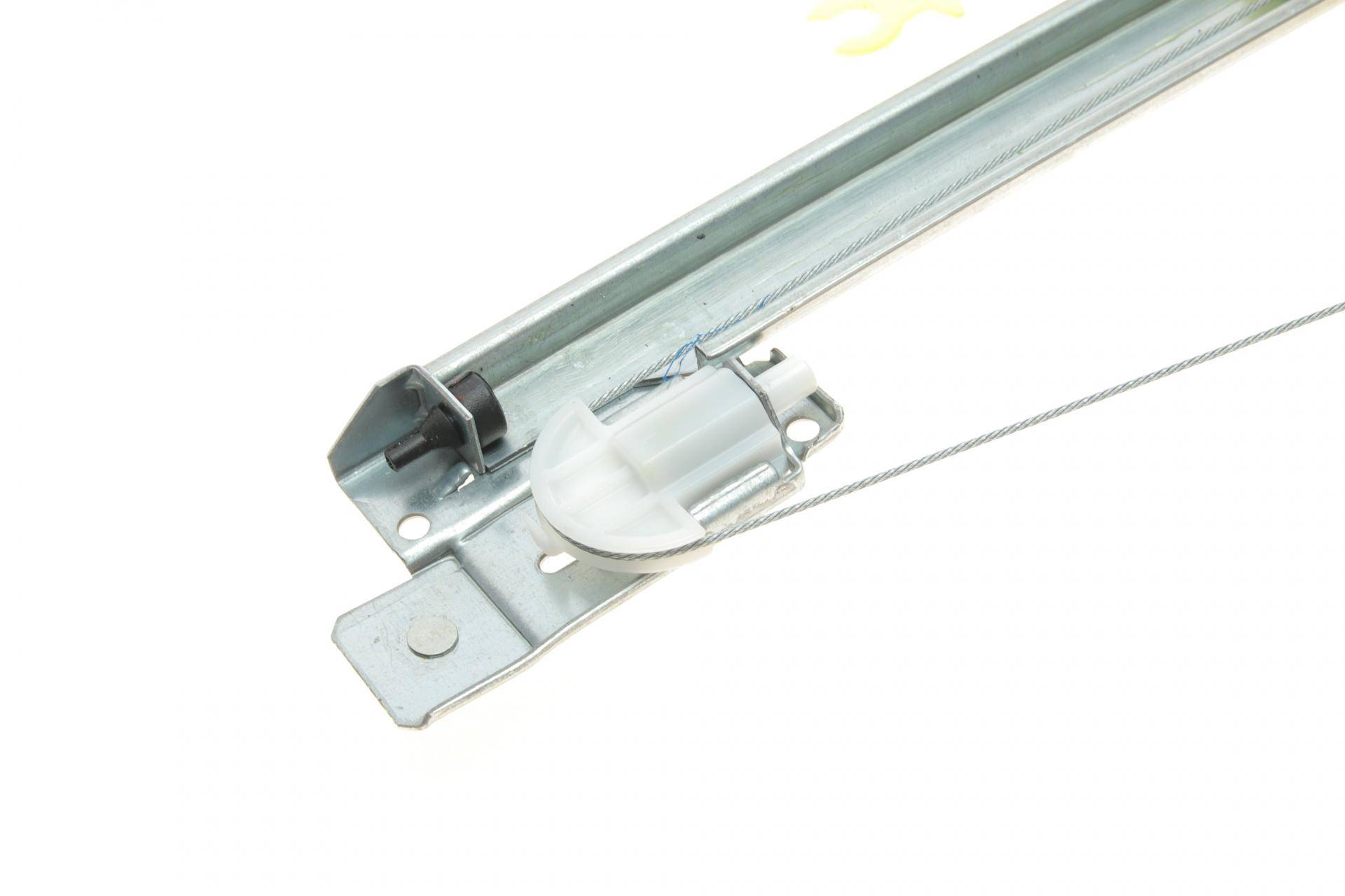 Склопідіймач (передній) Renault Trafic/Opel Vivaro 01- (R) (електро) (з моторчиком)