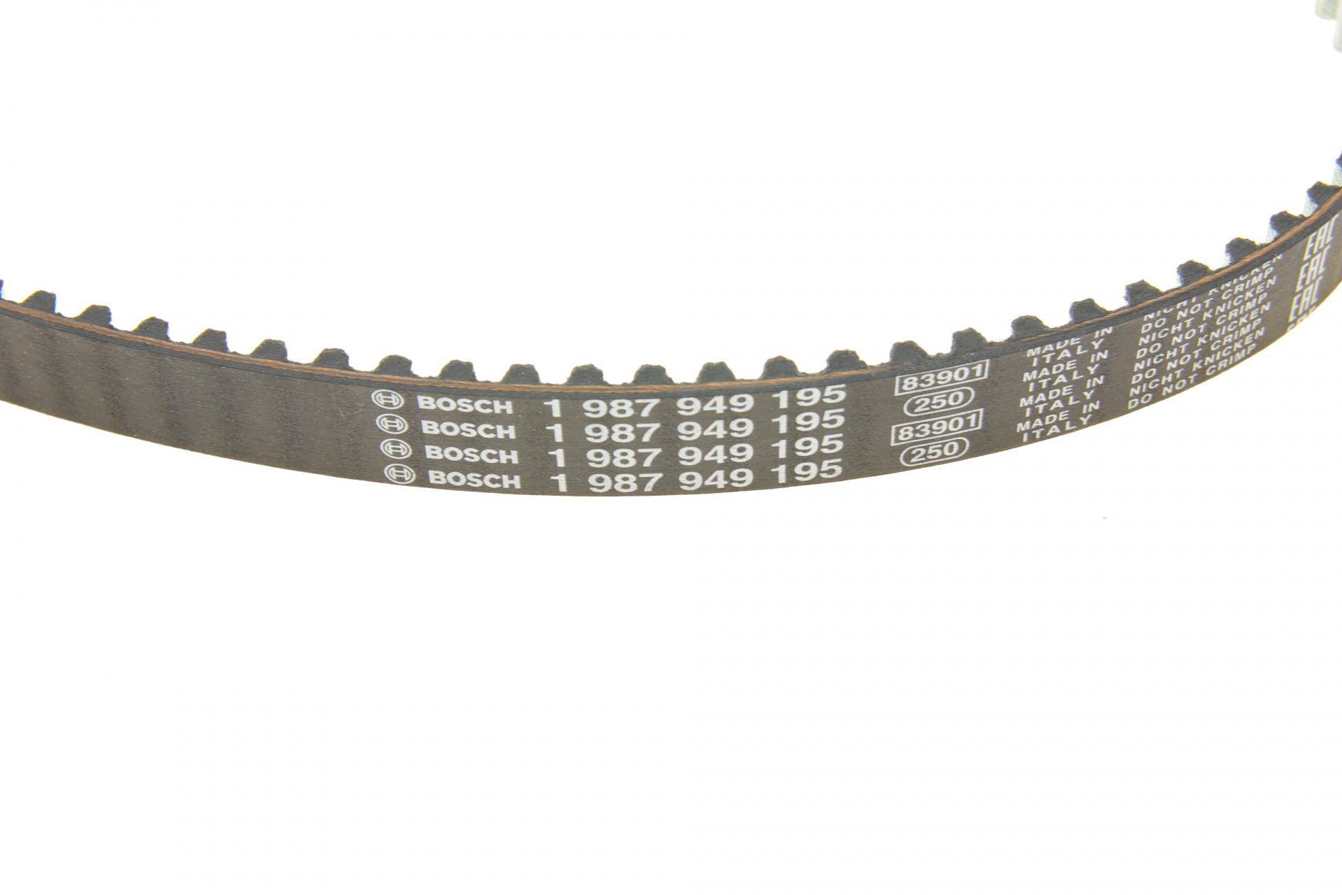 Комплект ГРМ + помпа Skoda Fabia/Octavia 00-13/VW Caddy/Golf/Polo 1.4 16V 99-08 (17x130z)