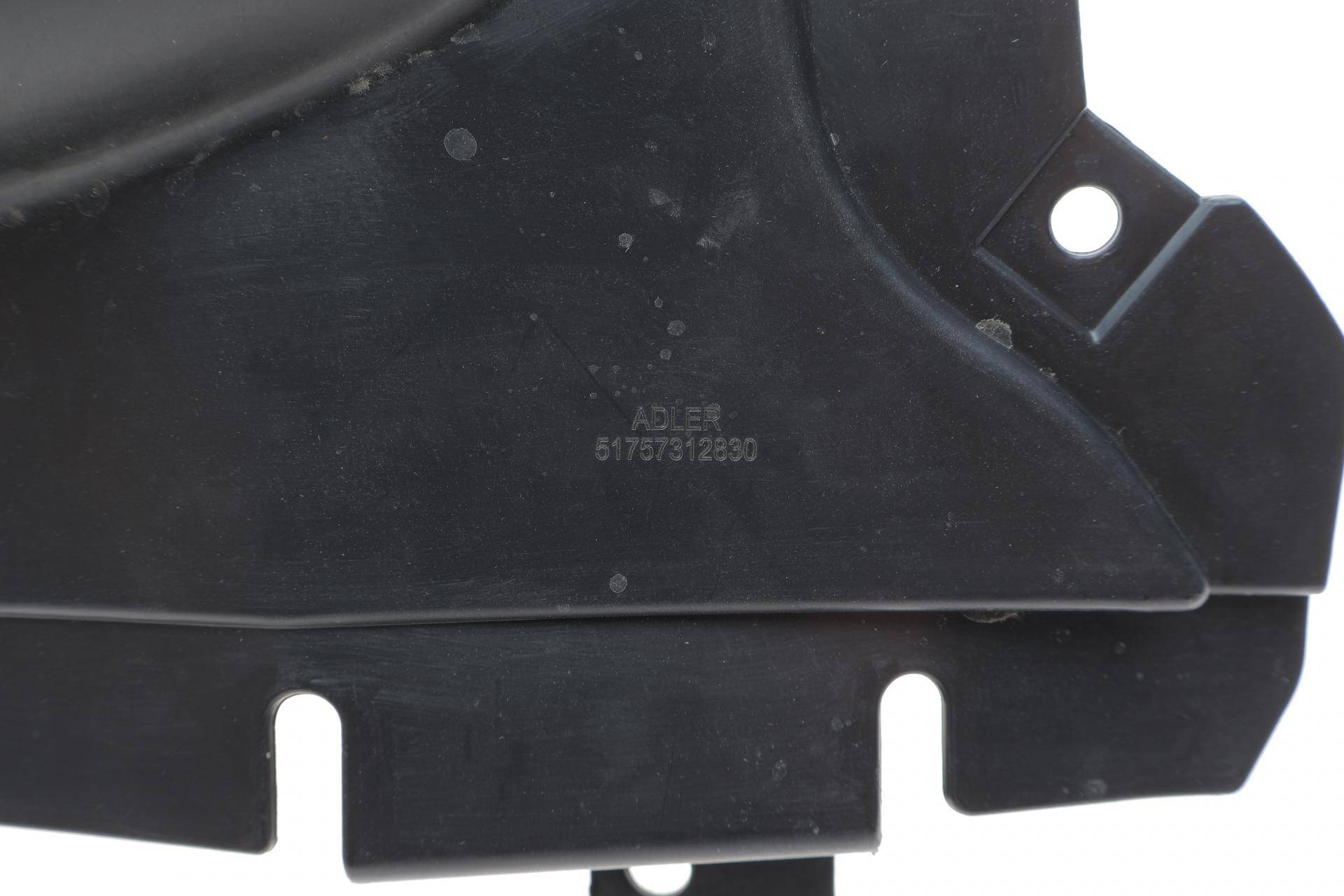 Підкрилок (передній/передня частина) BMW 5 (F10) 10-17 (R)