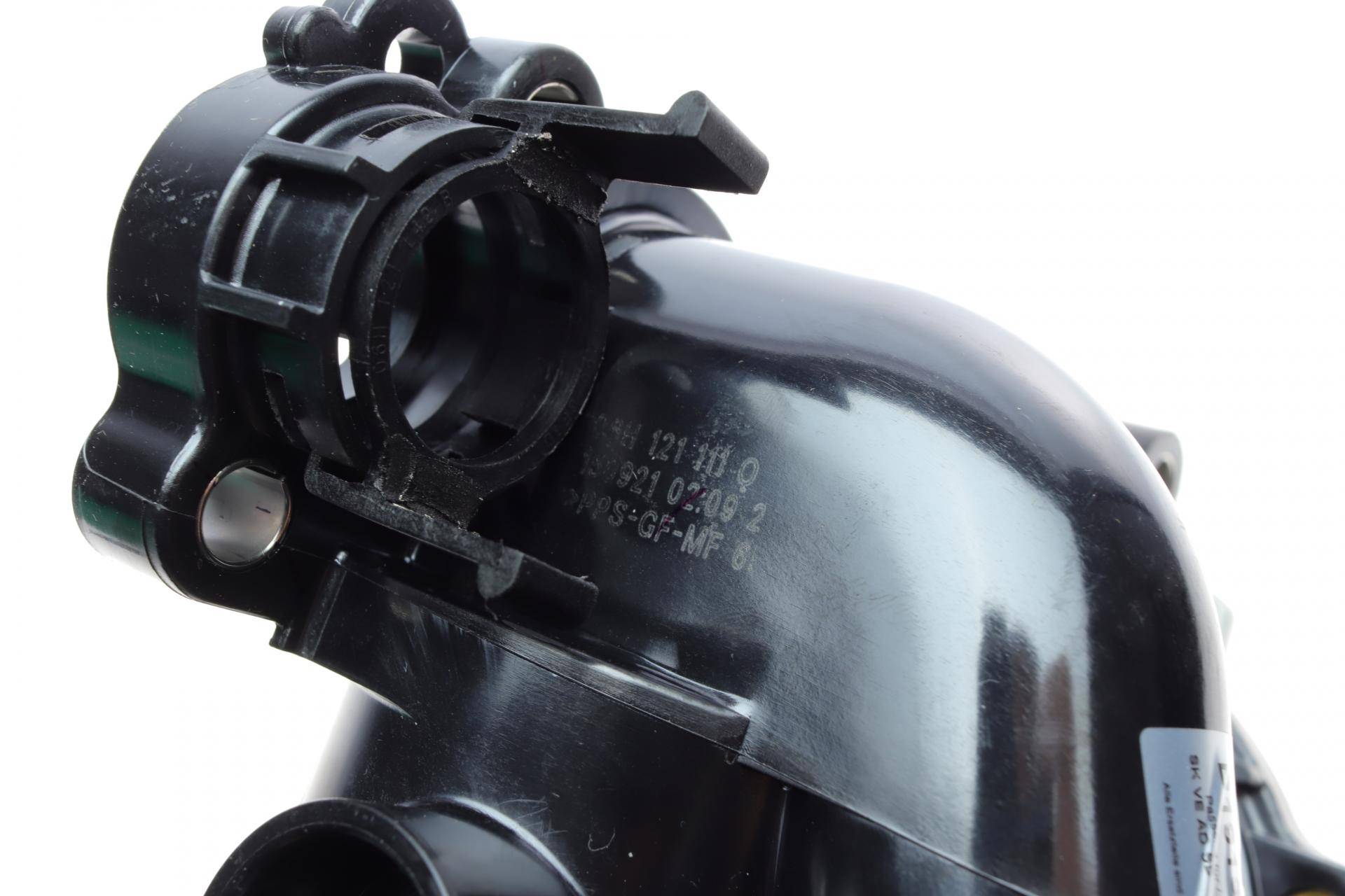 Помпа води Audi A3-A8/Skoda Octavia/VW Golf V/VI 1.8TFSI/2.0TFSI 06- (з термостатом,датчиком t)