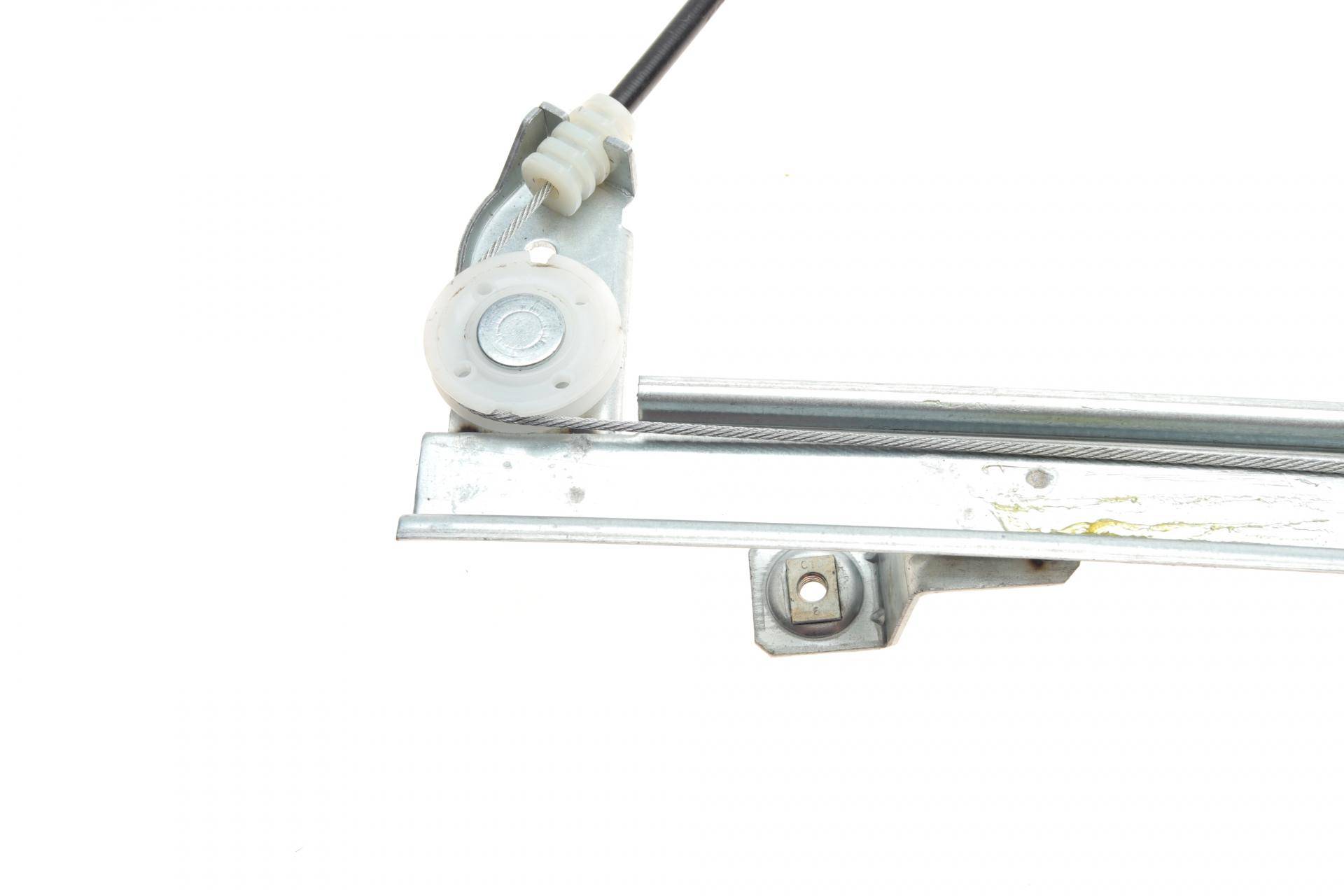 Склопідіймач (передній) Fiat Doblo 01- (R) (ручної)