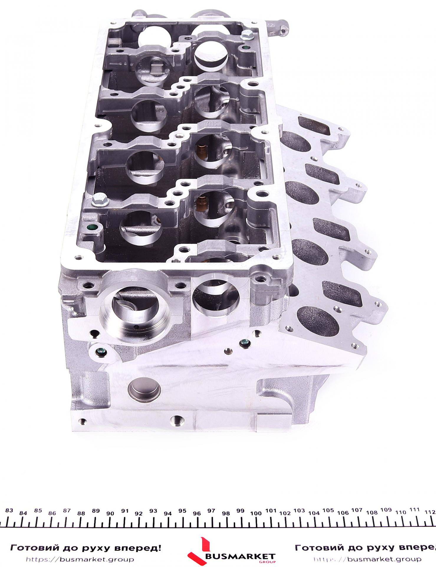 Головка блоку циліндрів VW Caddy 1.6TDI 10-