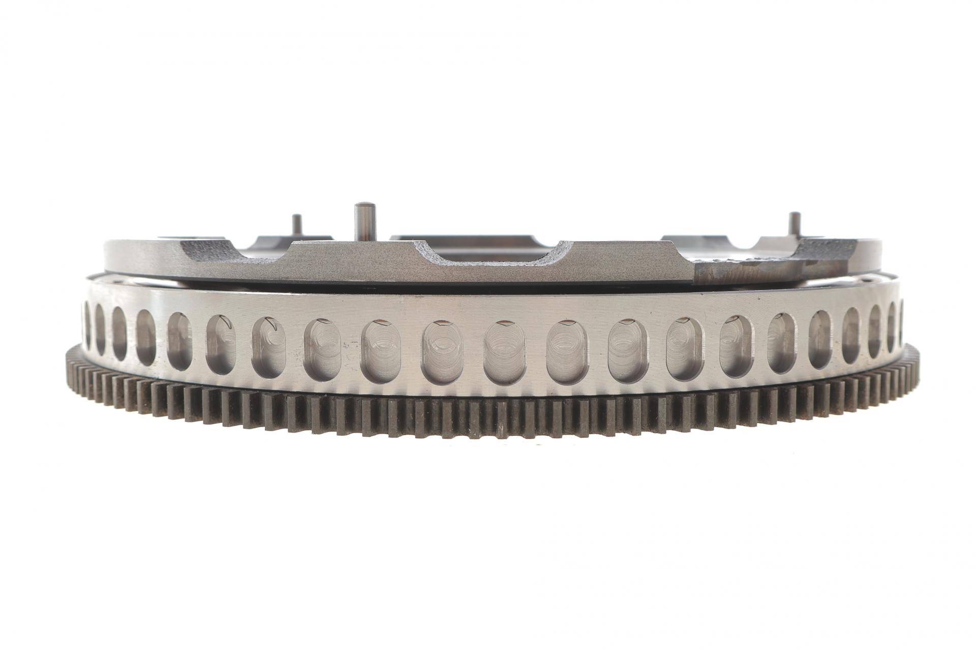 Демпфер зчеплення Volvo C70/S60/S80/V50/V70/XC60/XC70/XC90 01-10