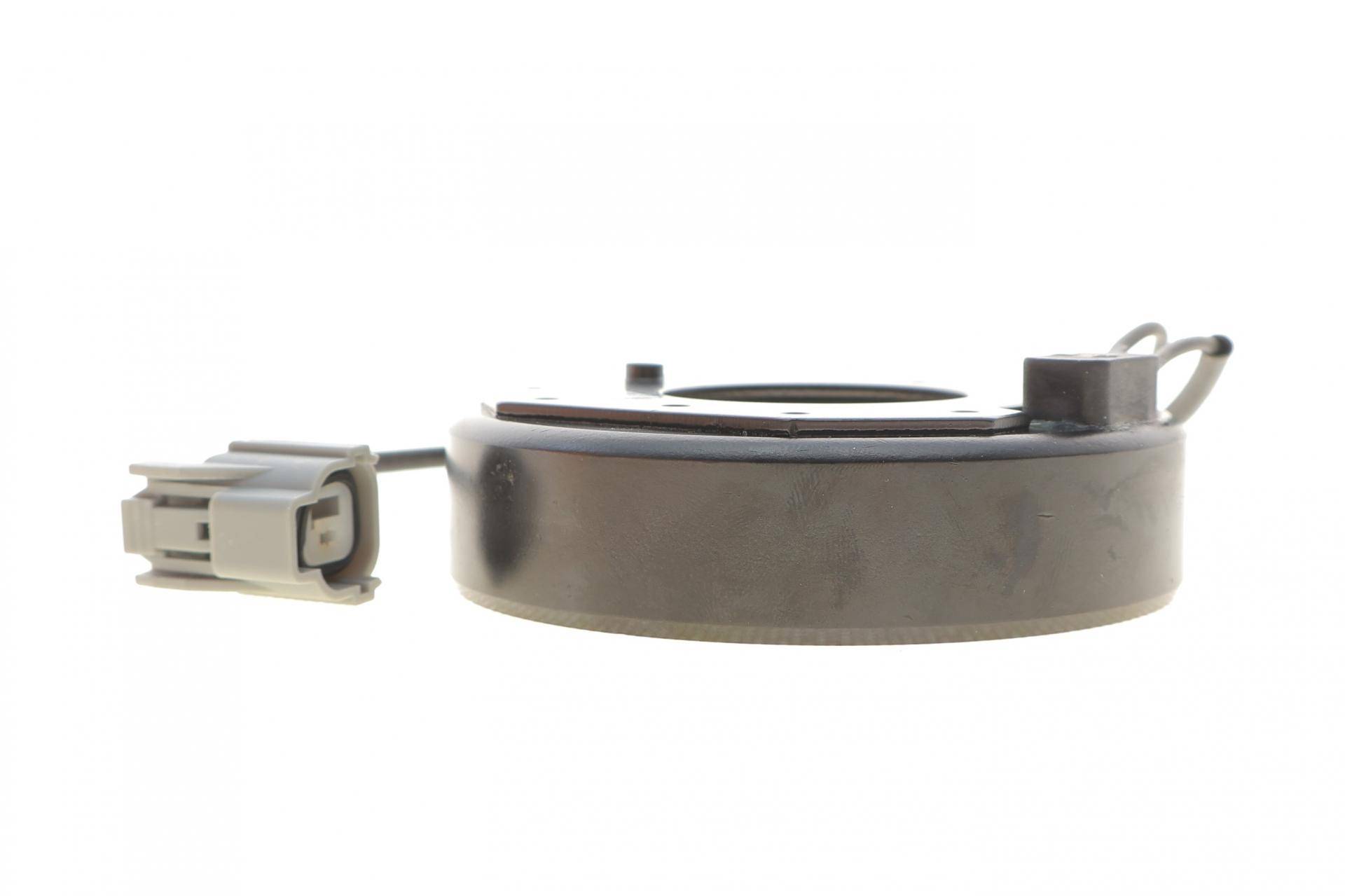 Котушка шківа компресора кондиціонера BMW 3 (E90/F30/G20)/5 (E60/F10)/X5 (E70/F15/G05) 06-