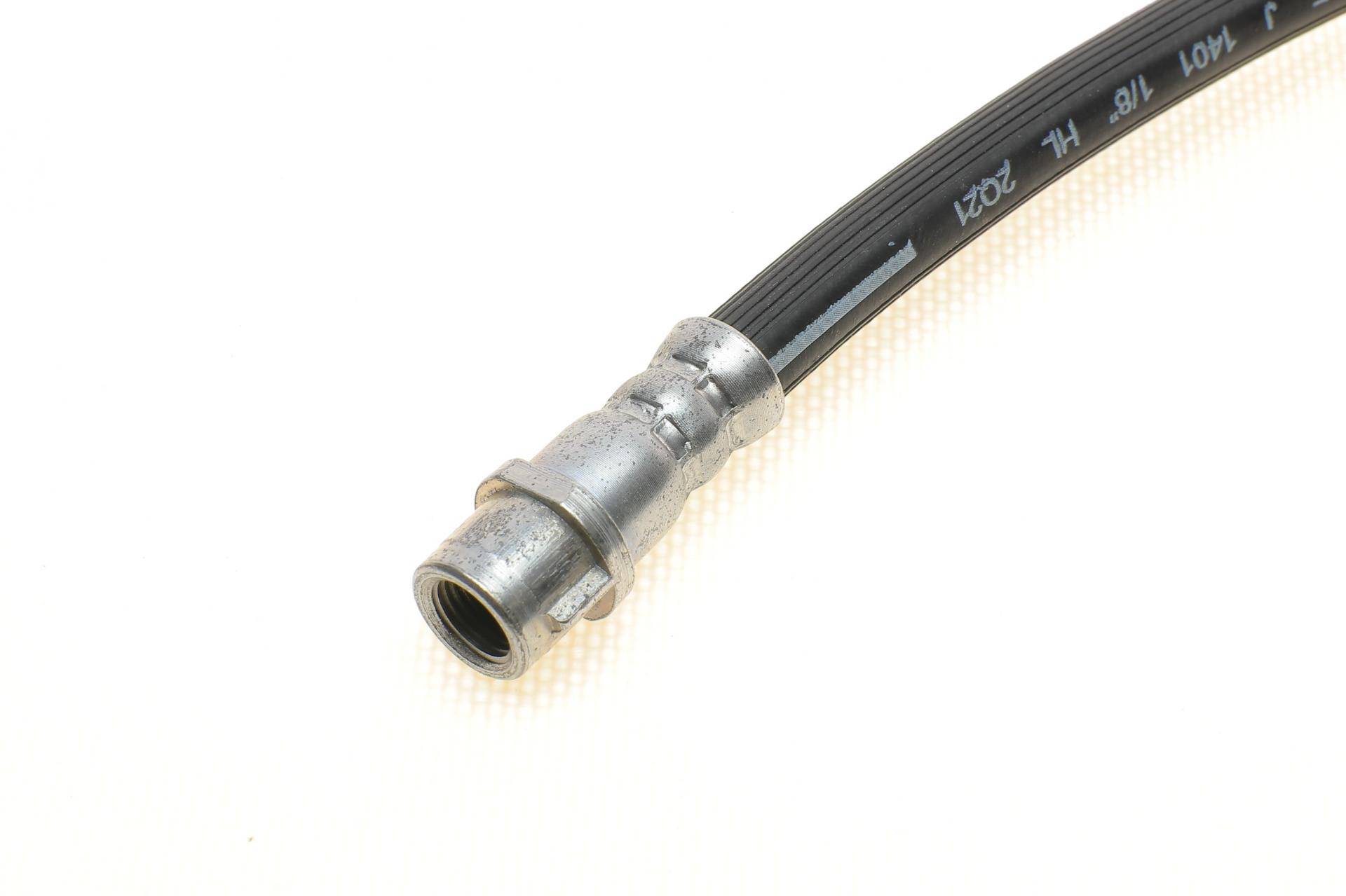 Шланг гальмівний (передній) Audi A4/A5 1.8-4.2 07-17