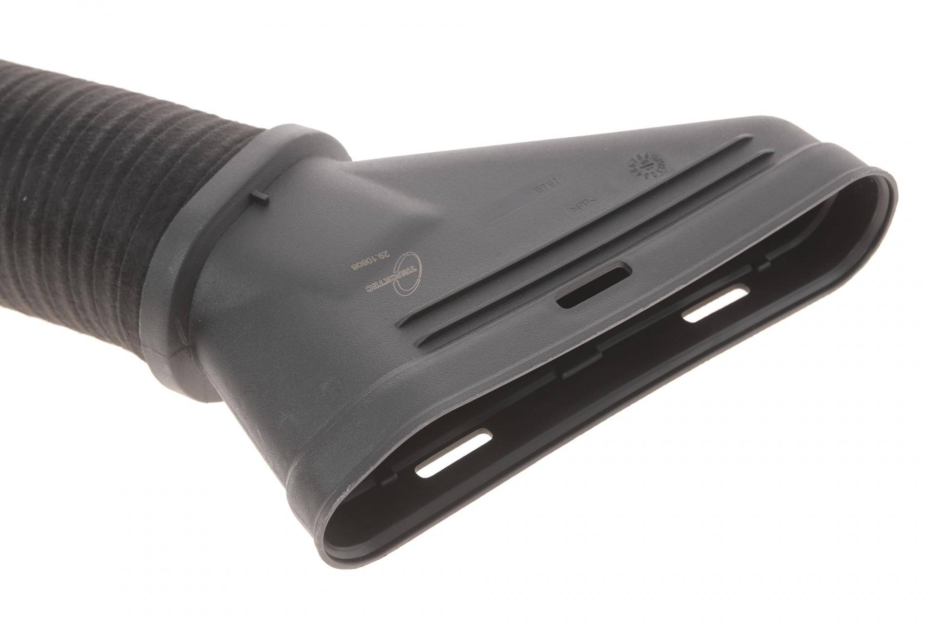 Патрубок фільтра повітряного MB M-class (W166) 11-19 (L)