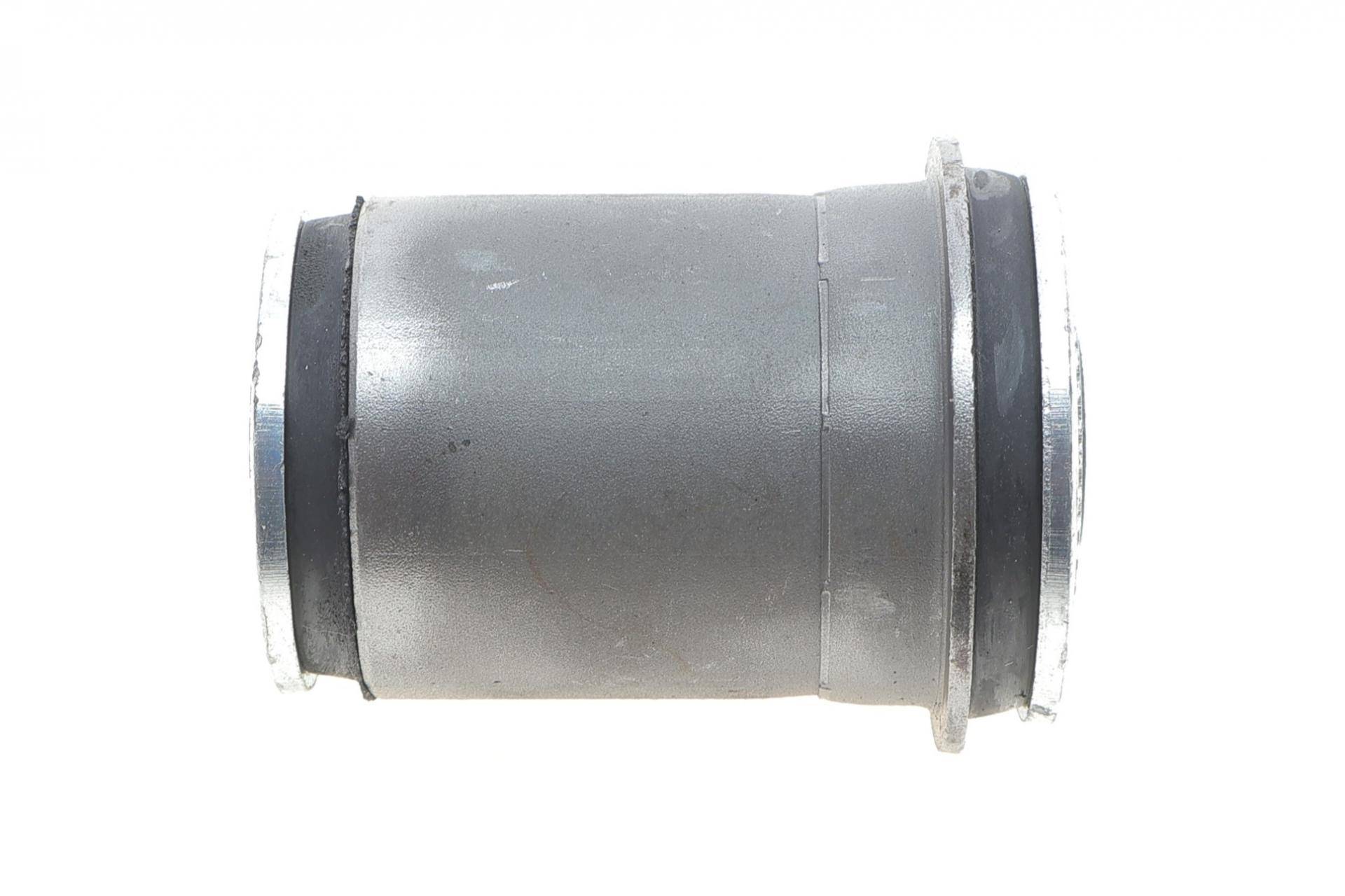 Сайлентблок важеля (переднього/знизу) Toyota Hiace 89-/Hilux -05