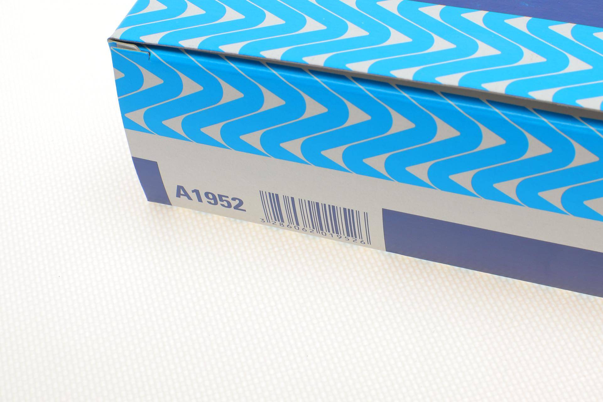 Фільтр повітряний BMW 2 (F23/F22/F87)/3 (F30/F80/F34/F31) 3.0i 12-