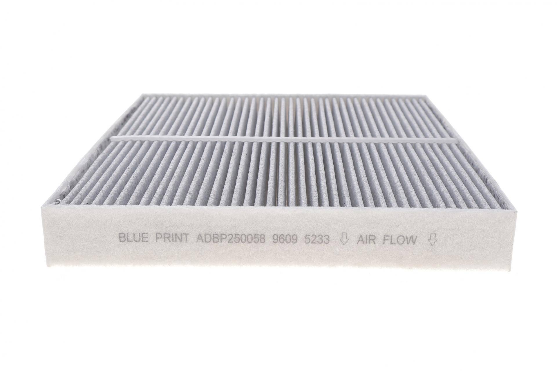 Фільтр салону Hyundai Santa Fe IV/Tucson III/Kia Sorento IV/V 18- (вугільний)