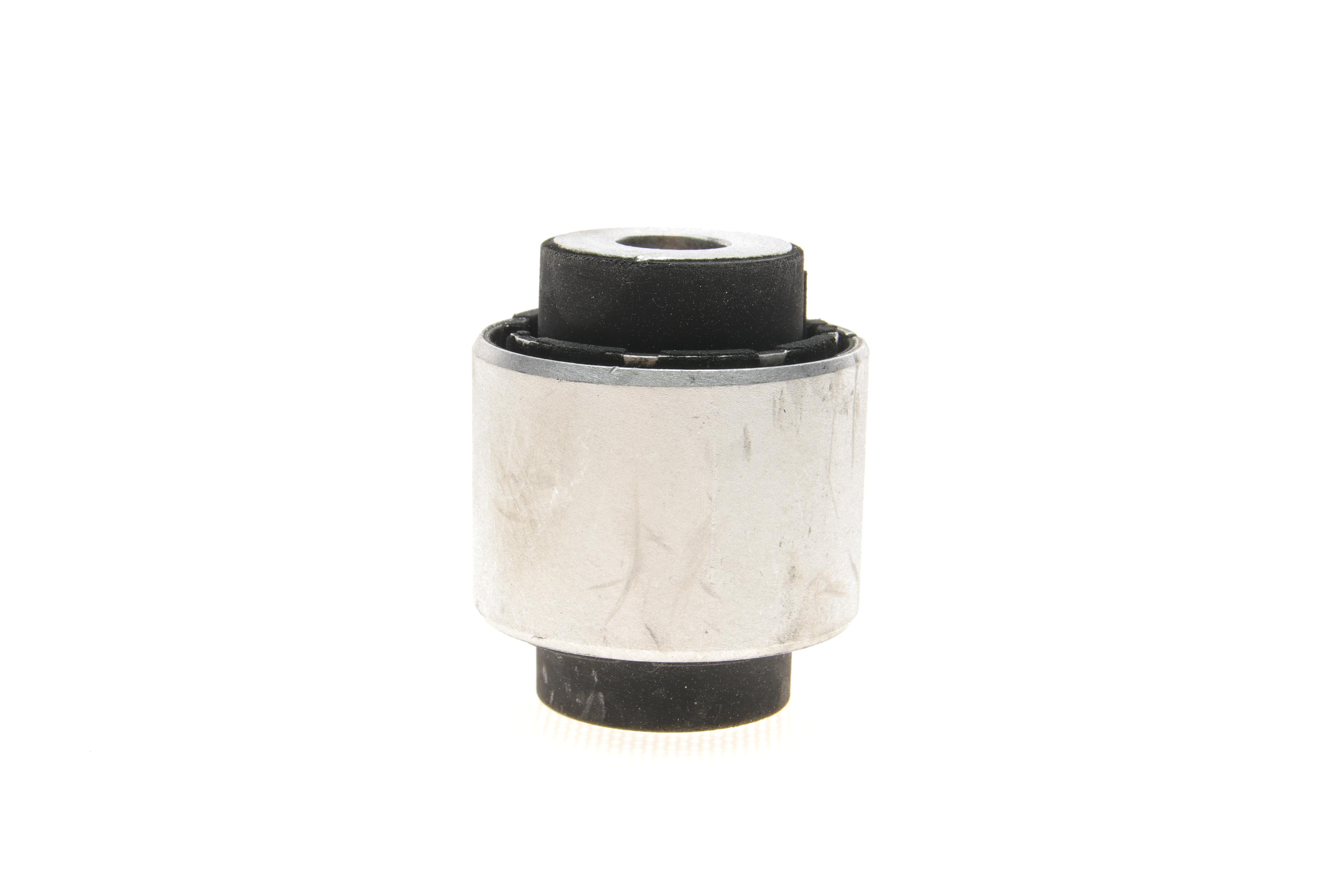 Сайлентблок важеля (заднього) BMW 5 (G30) 16-