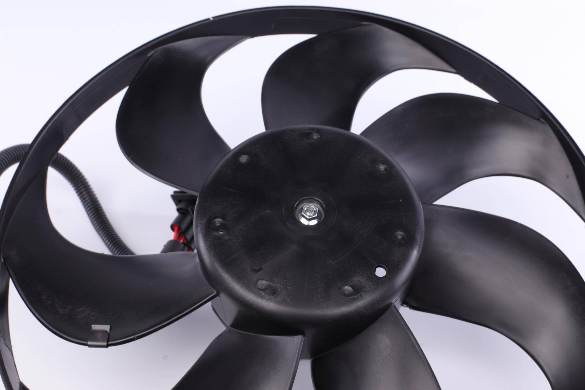 Вентилятор радіатора (електричний) VW Sharan 1.9/2.0 TDI 95-10