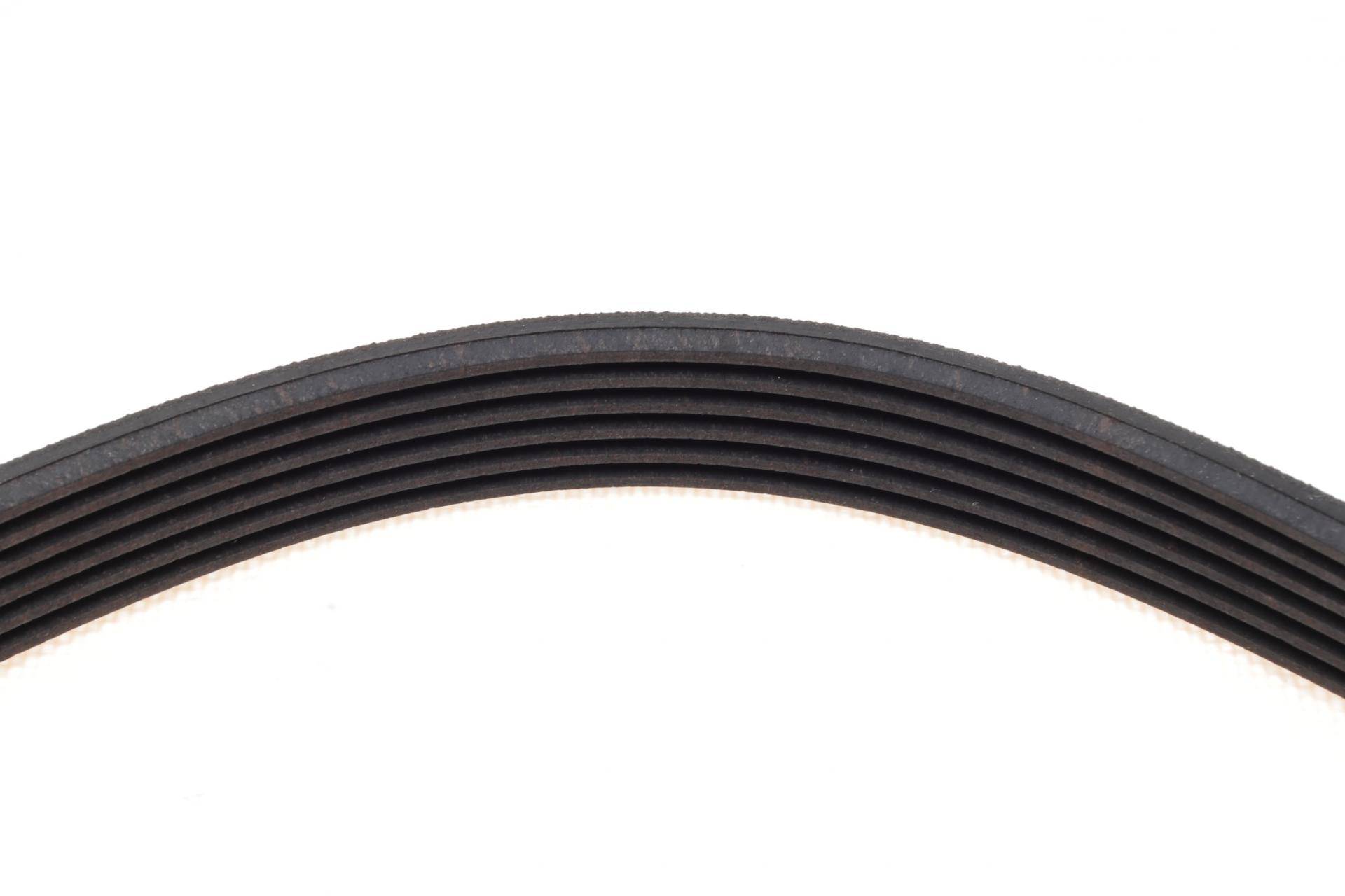 Ремінь генератора MB W124/201/202/210 OM601/602/M111 (PS)