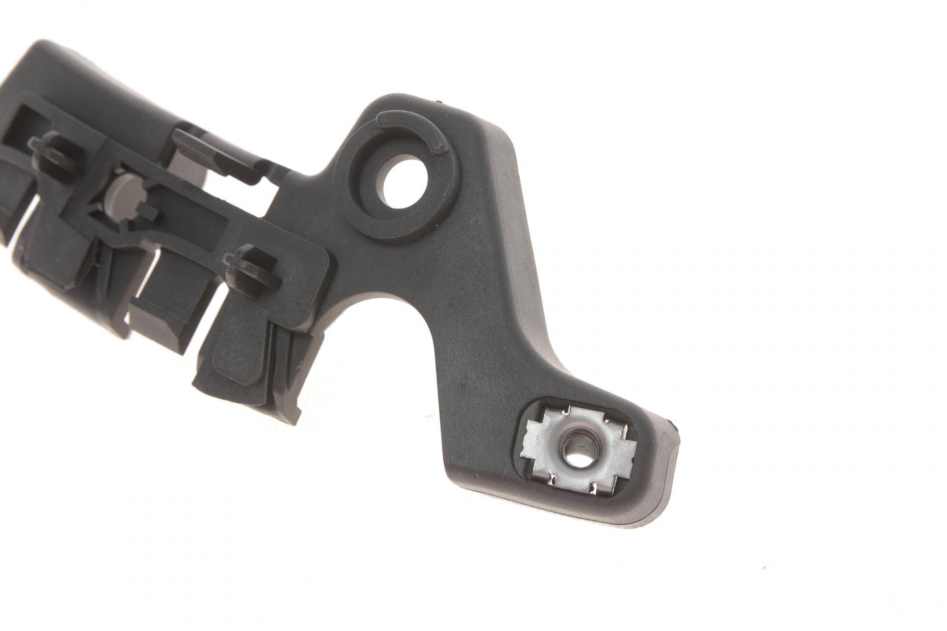 Кронштейн кріплення бампера (переднього) Renault Megane III 08-