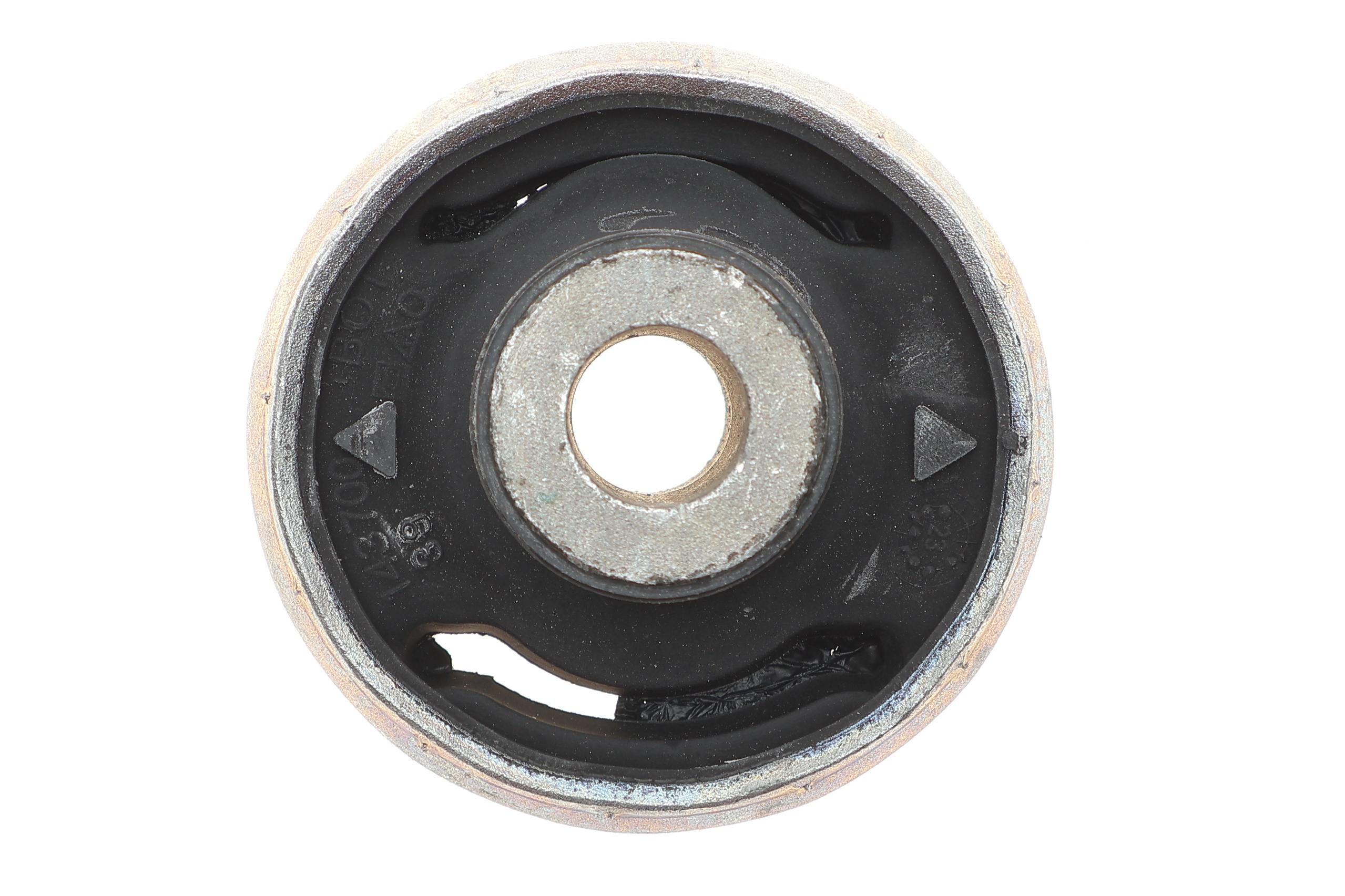 Сайлентблок важеля (переднього/ззаду) VW Caddy/Skoda Superb II 04-