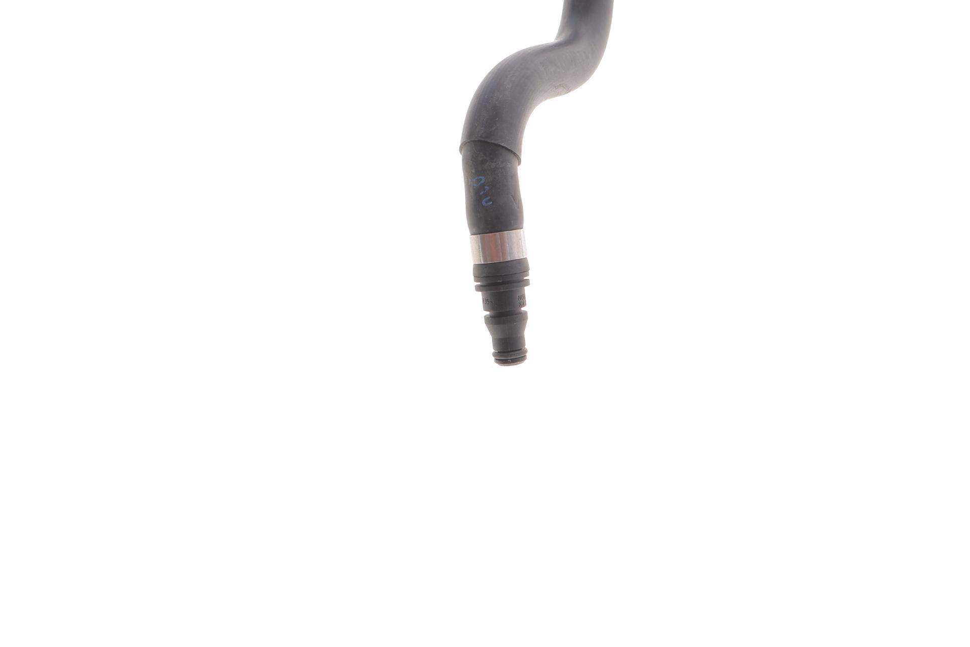 Патрубок системи охолодження MB S-class (W221) 05-