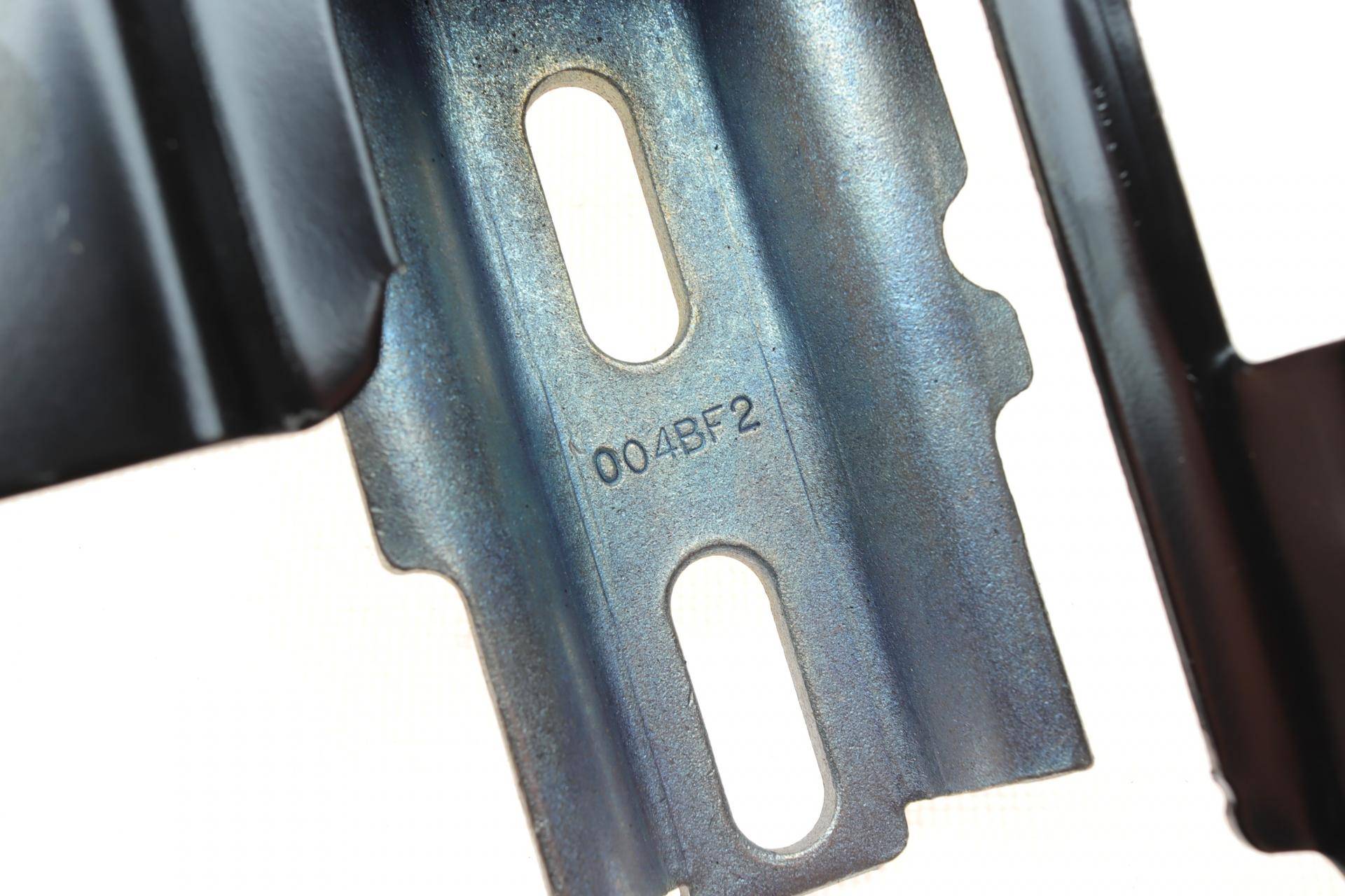 Подушка КПП Citroen C3/C4/Peugeot 208/301 1.0/1.2 VTi 12- (L)