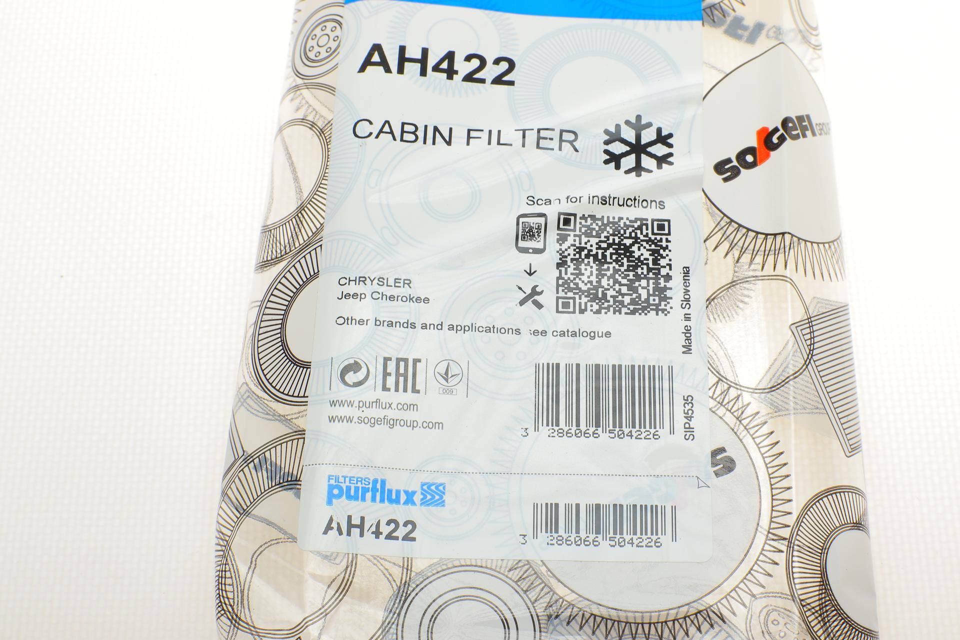 Фільтр салону Jeep Cherokee 99-10