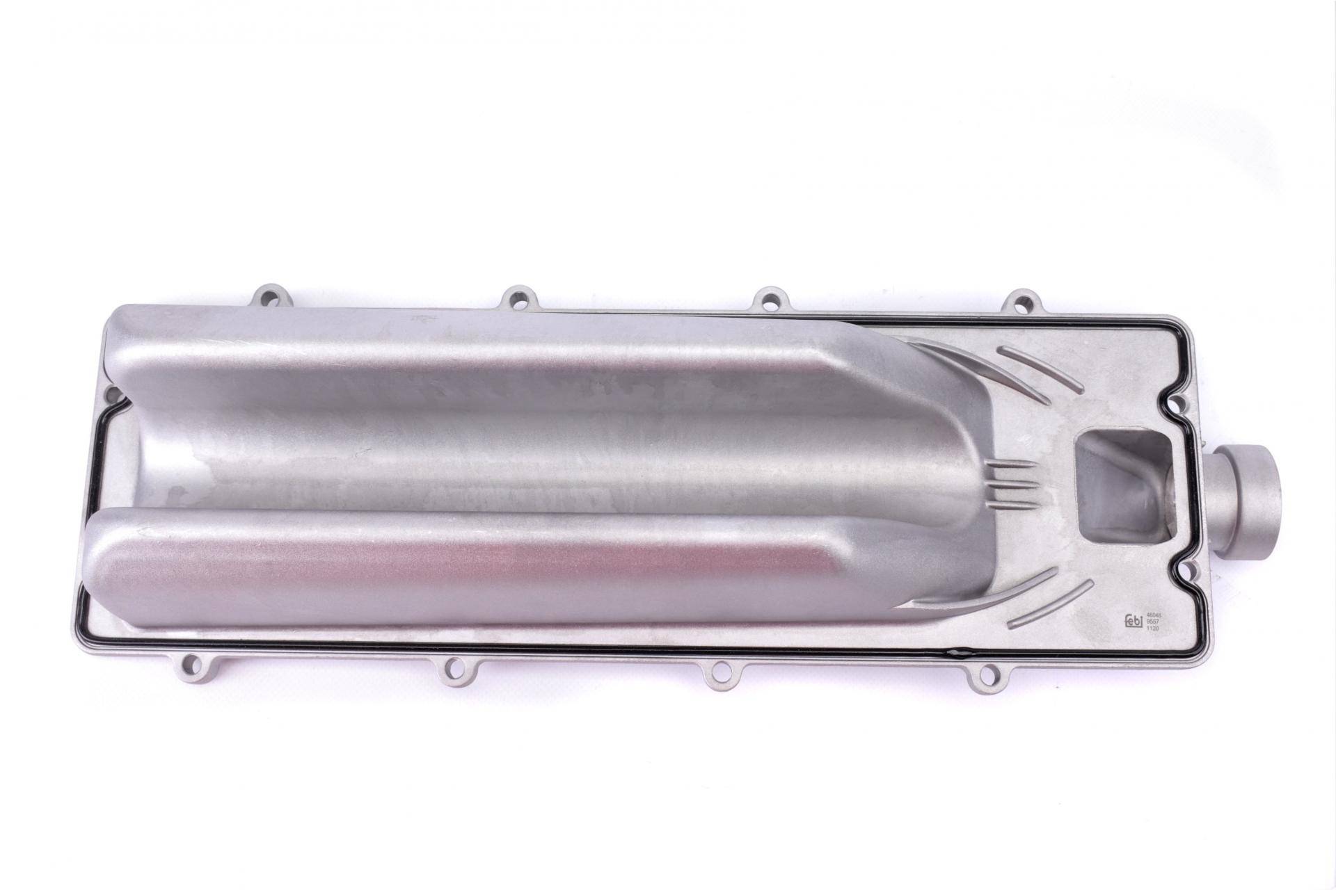 Кришка картера двигуна BMW 5 (E60)/7 (E65/E66/E67)/X5 (E53/E70) 3.6-4.8 01-09