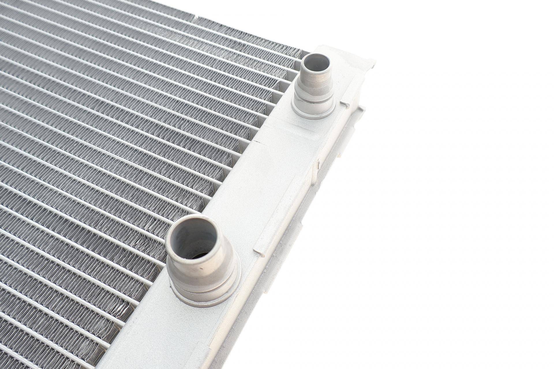 Радіатор охолодження BMW X5 (E70)/X6 (E71/E72) 3.0d/3.5i/4.0d 07- M57/N55/N57